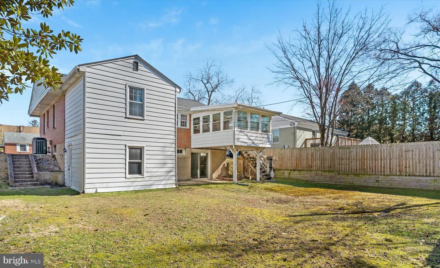 ORCHARD HILLS - Residential Lease