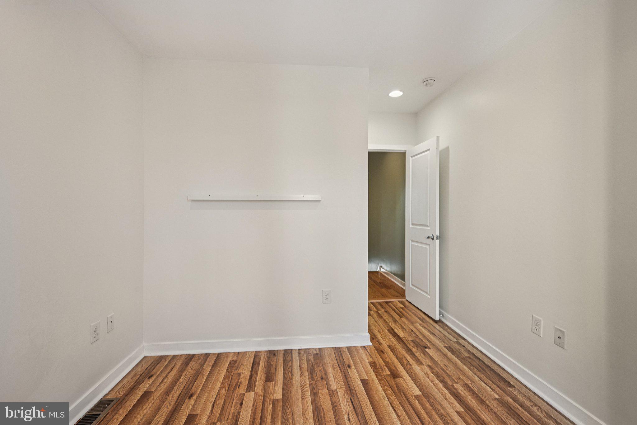 WHITMAN - Residential