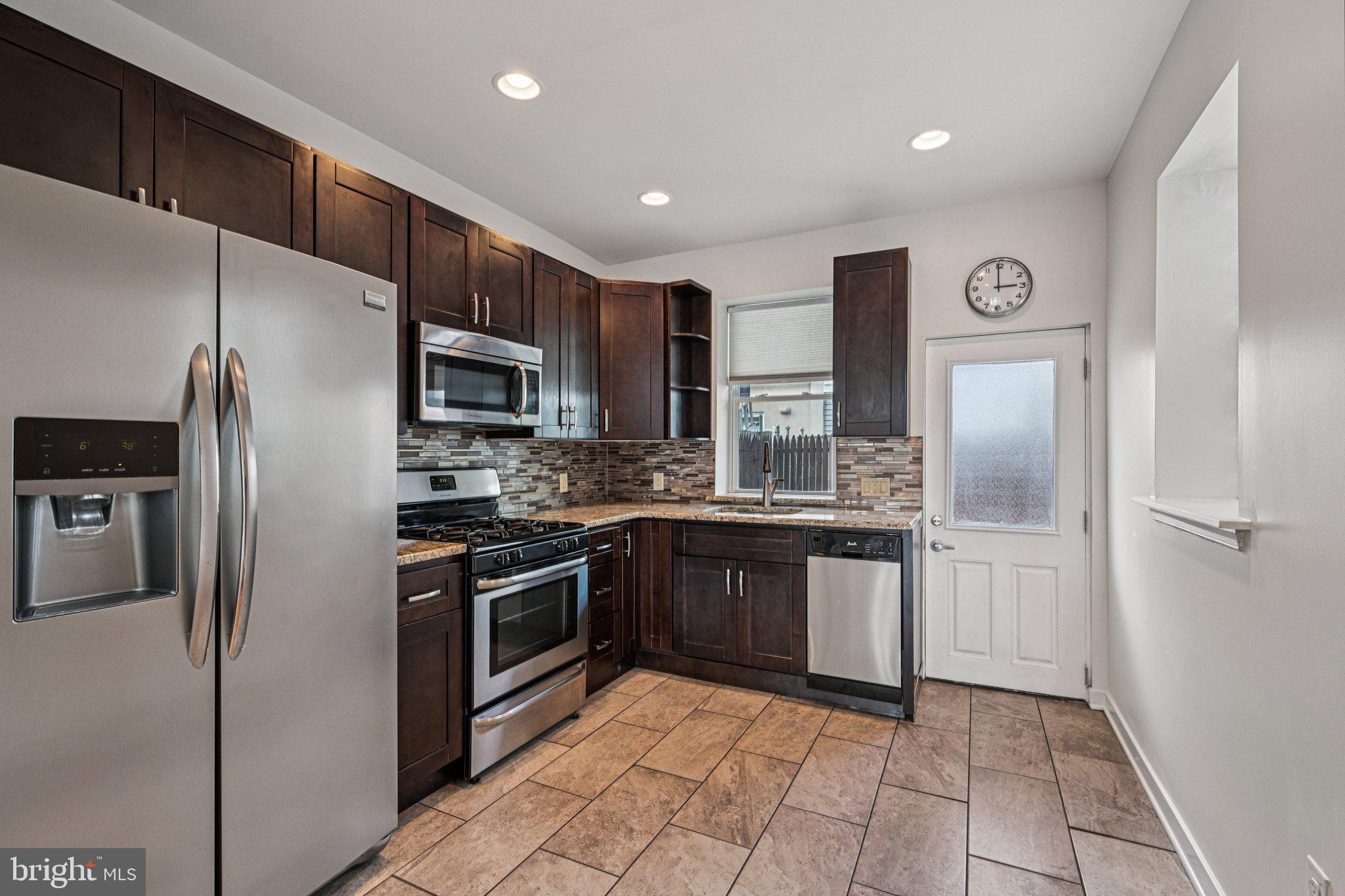 WHITMAN - Residential