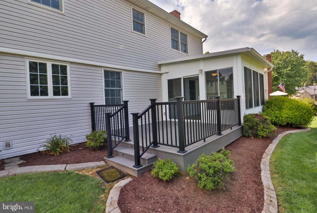 Photo of 591 Crosswinds Drive, LITITZ, PA 17543 (MLS # PALA2093248)
