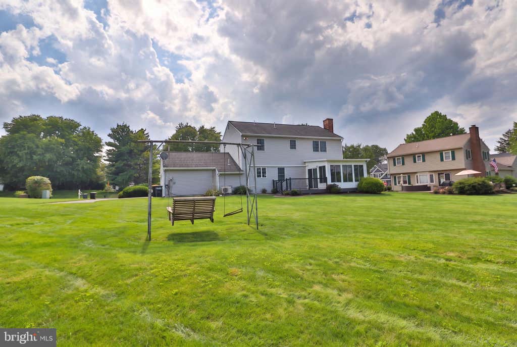Photo of 591 Crosswinds Drive, LITITZ, PA 17543 (MLS # PALA2093248)