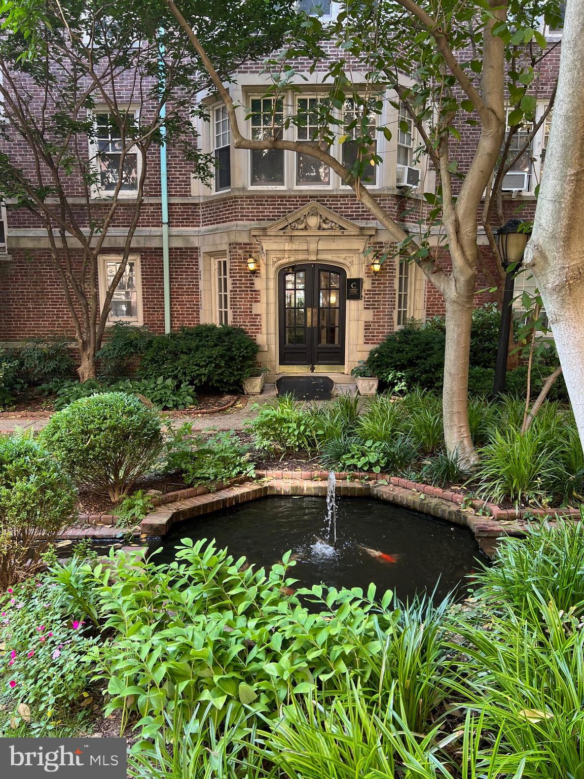 UNIVERSITY CITY - Residential