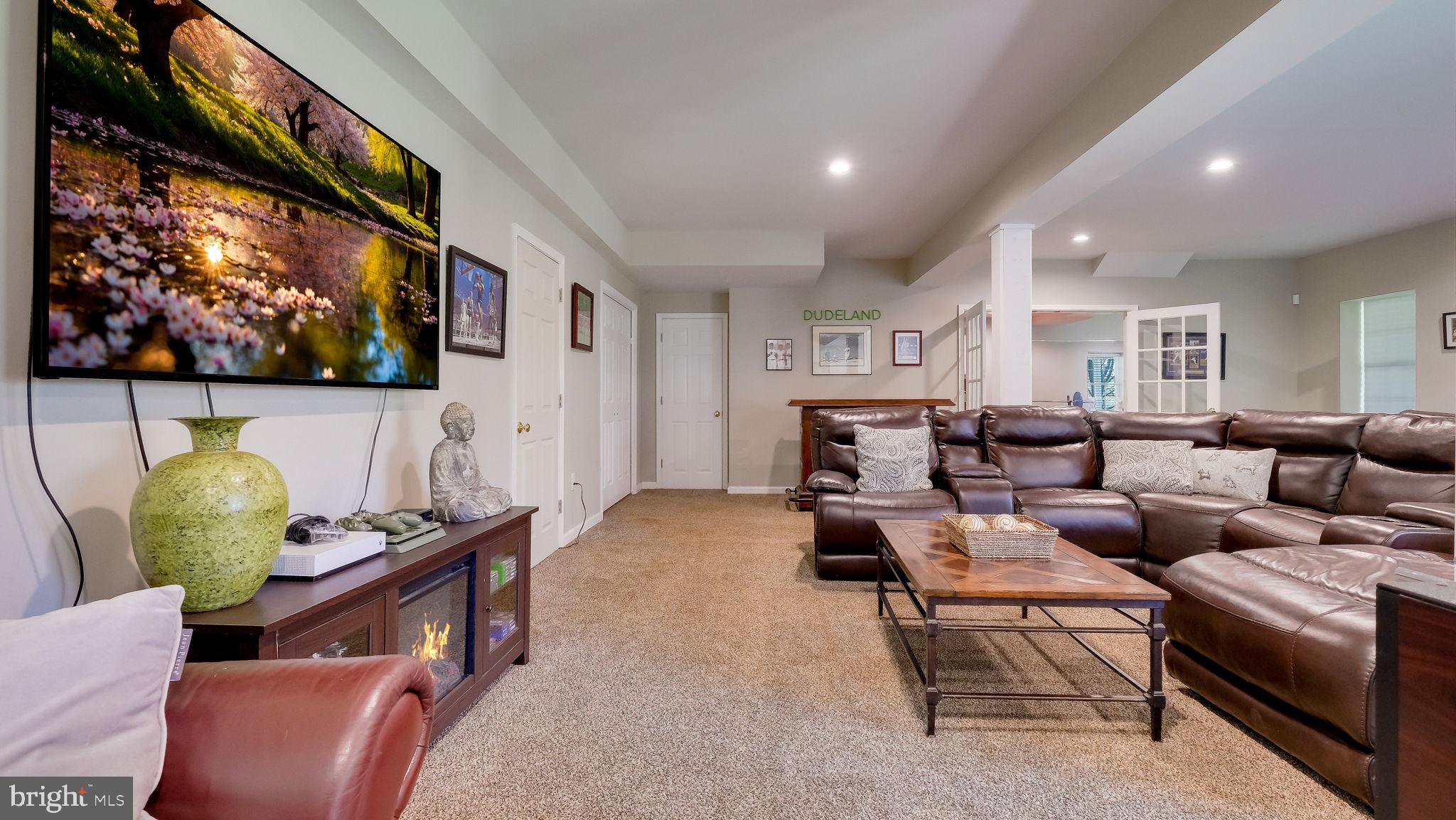 GARNET VALLEY WOODS - Residential