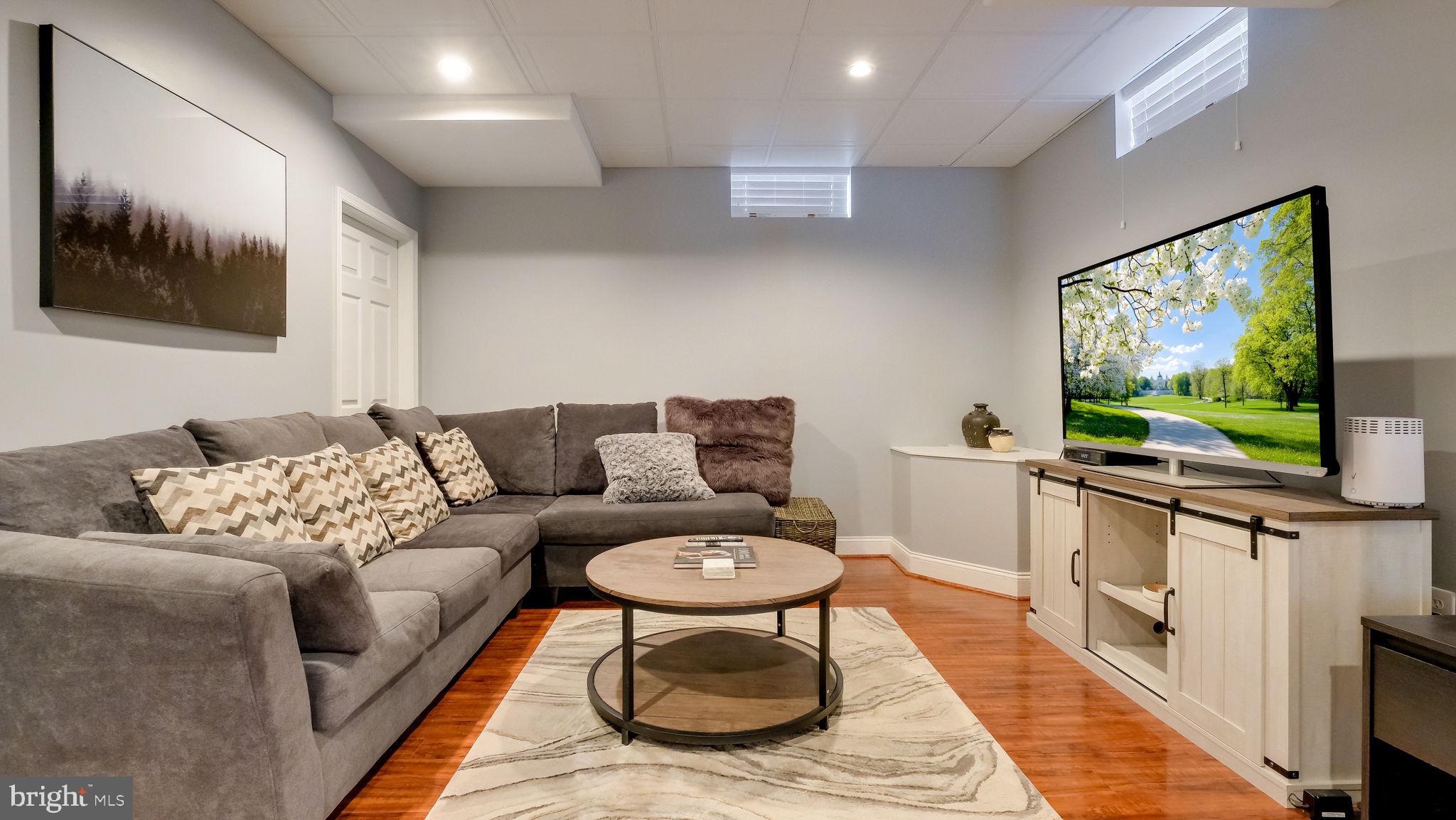 GARNET VALLEY WOODS - Residential