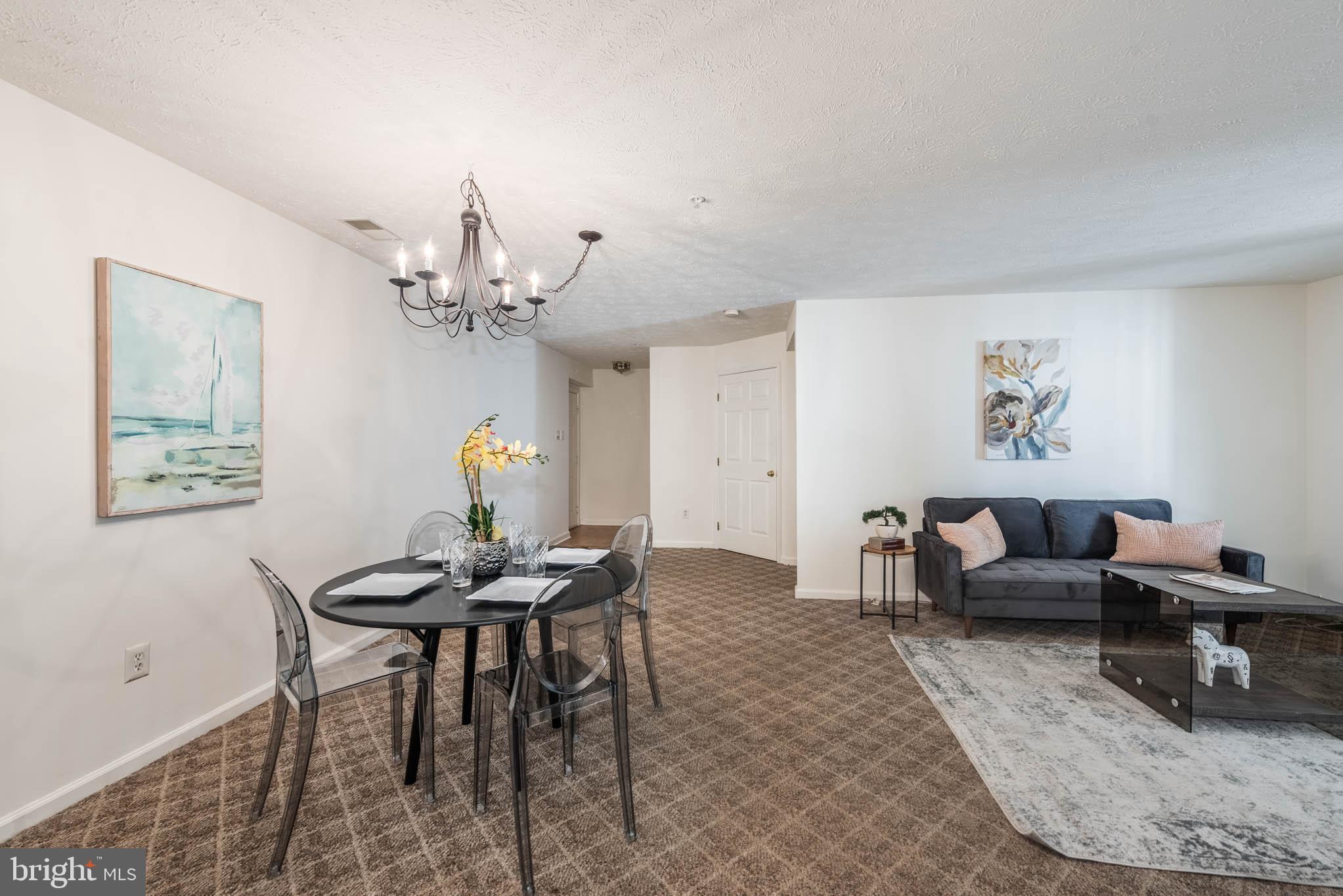 RIDERS RIDGE - Residential