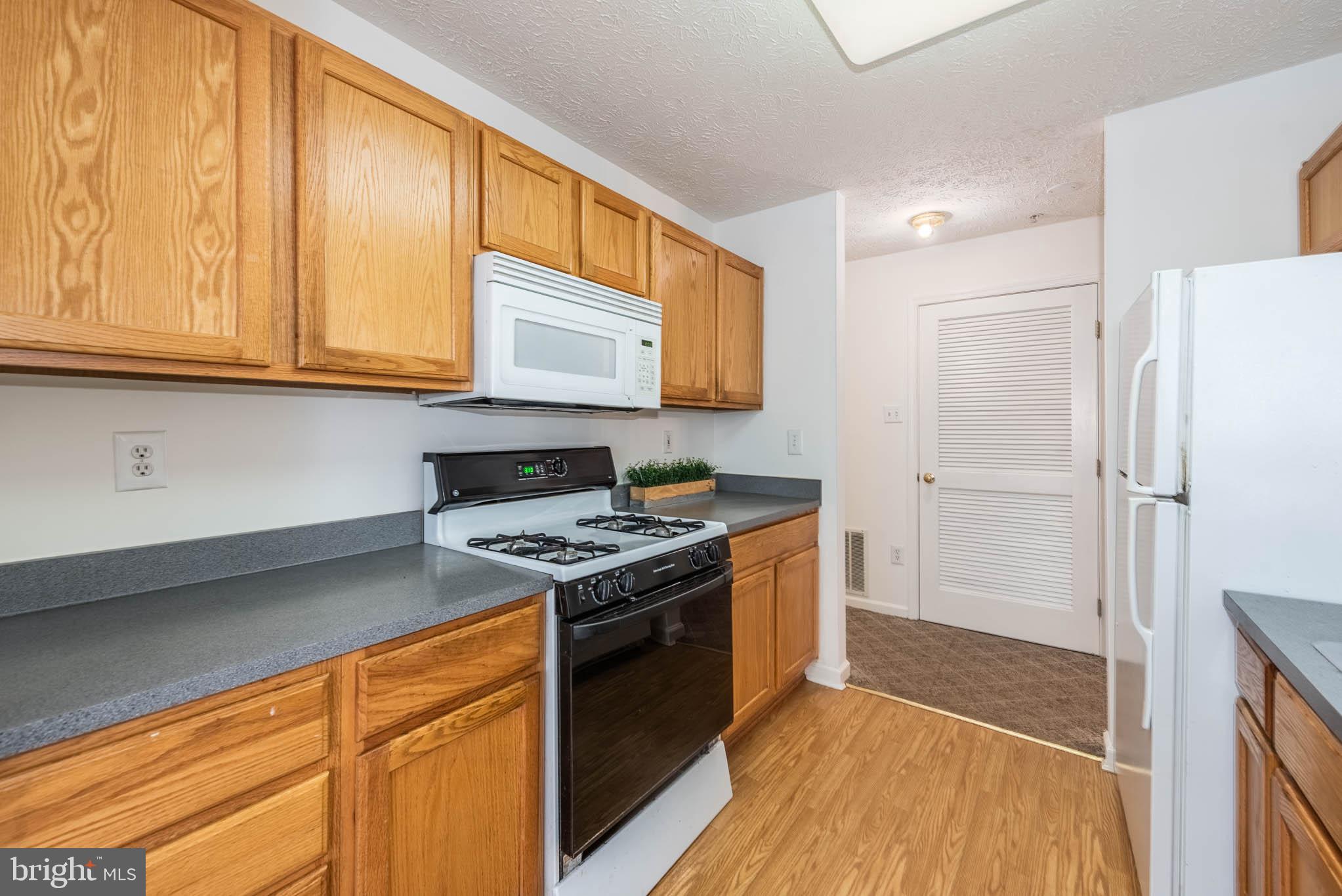 RIDERS RIDGE - Residential