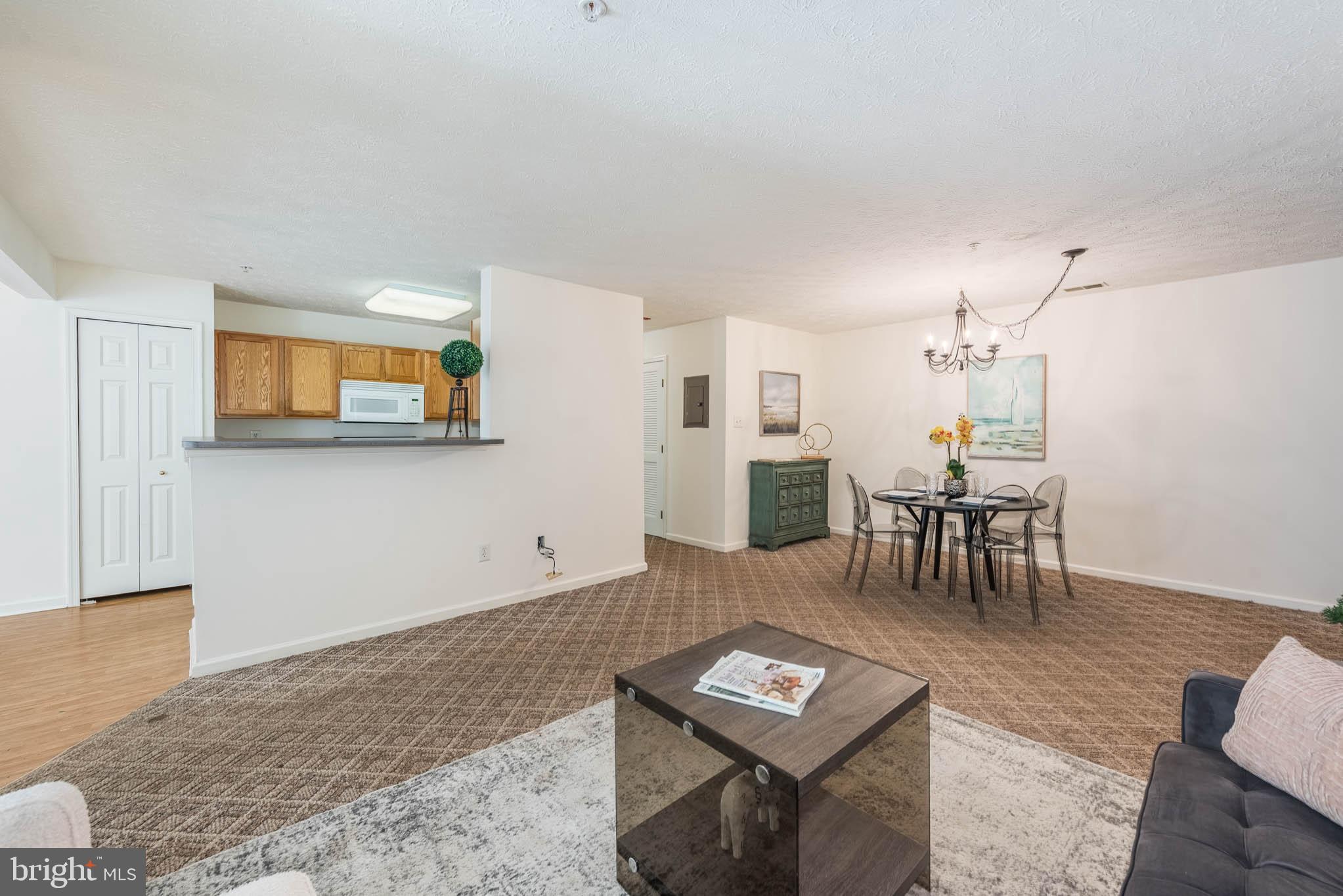 RIDERS RIDGE - Residential