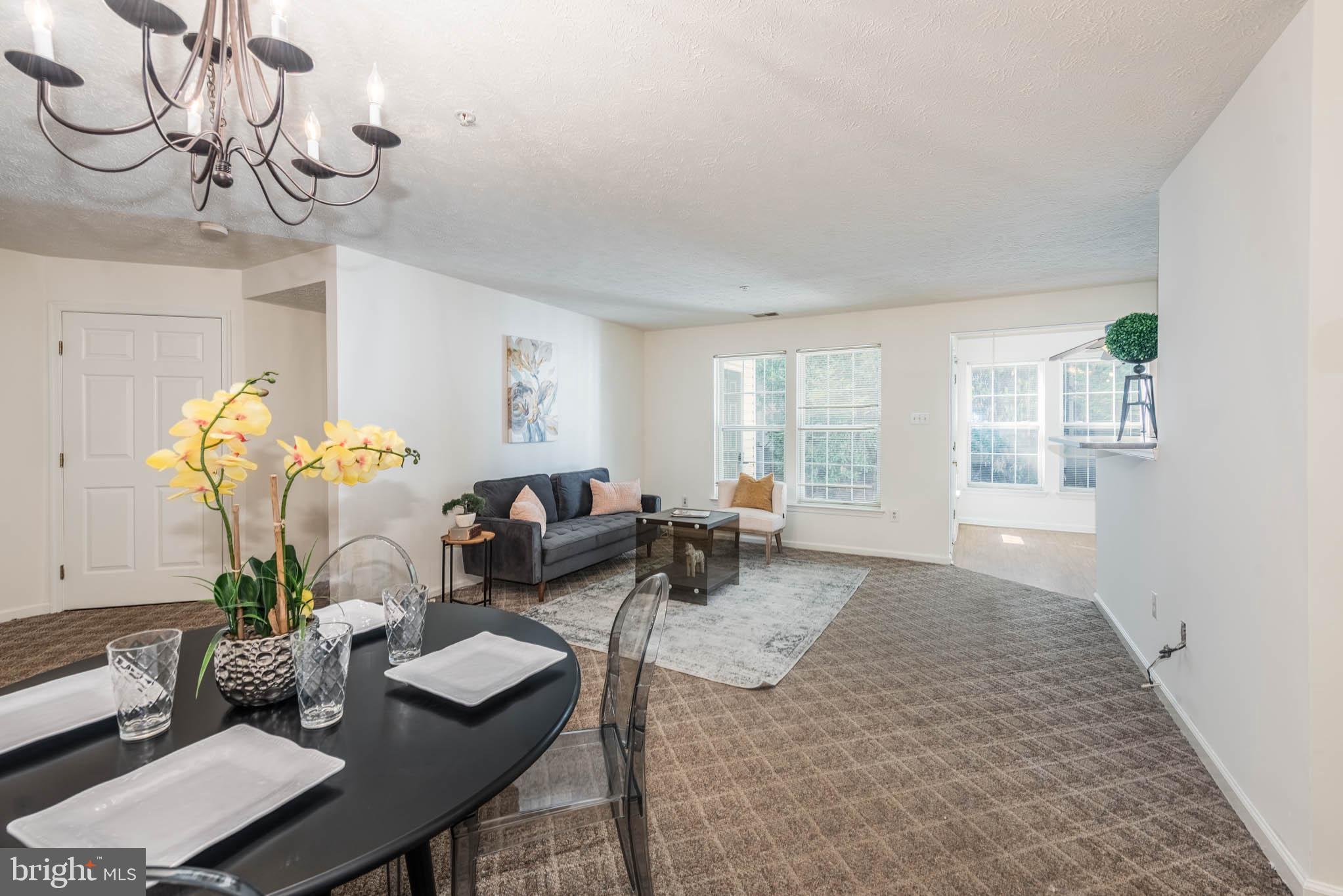 RIDERS RIDGE - Residential