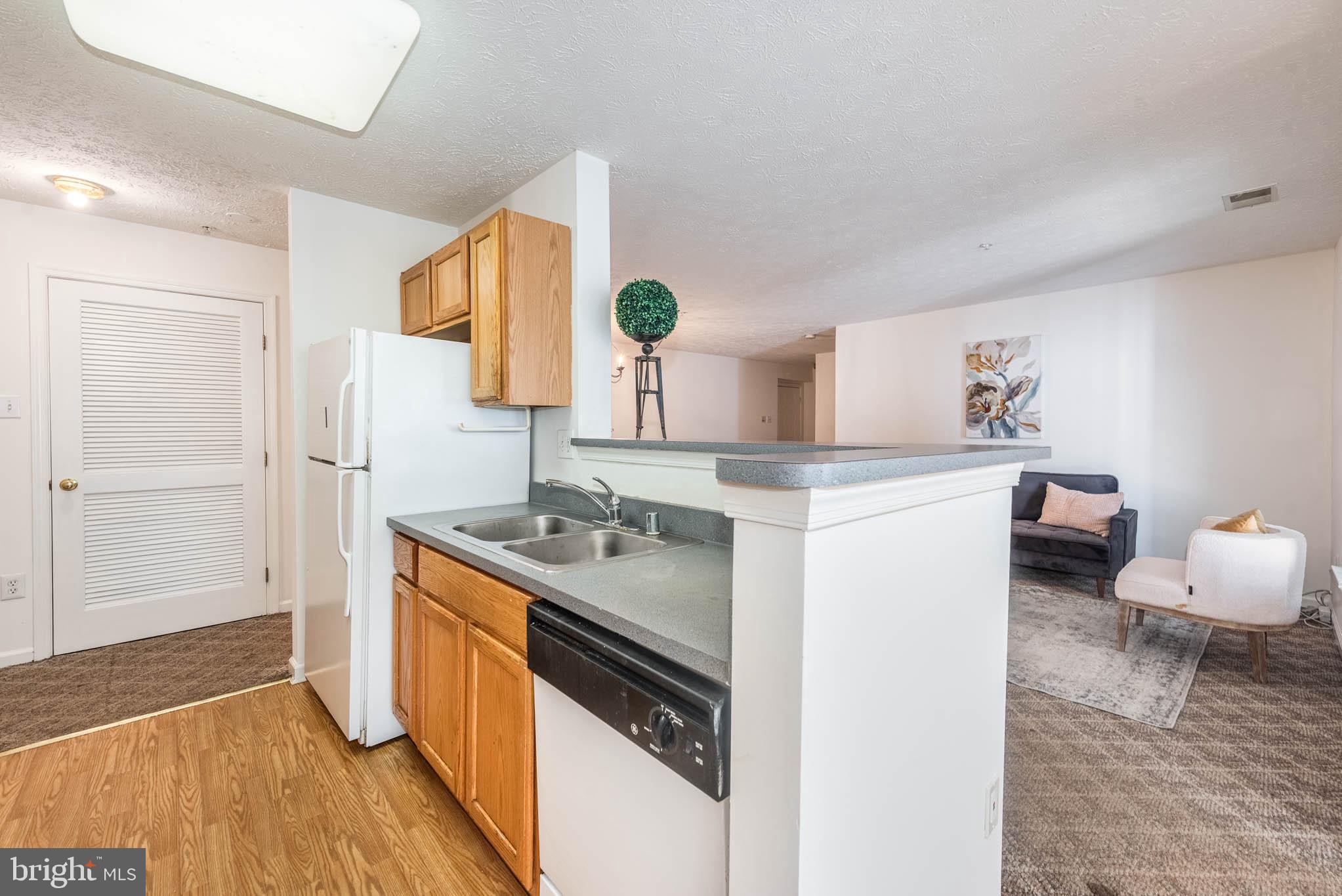 RIDERS RIDGE - Residential