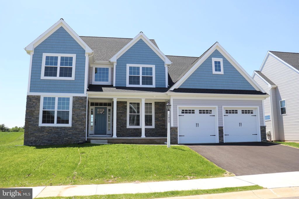 Photo of 1029 Strafford Place #55, LANCASTER, PA 17601 (MLS # PALA2058094)