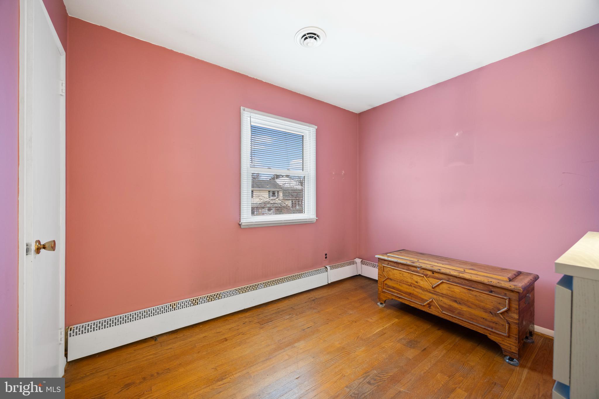 WYNNEWOOD - Residential