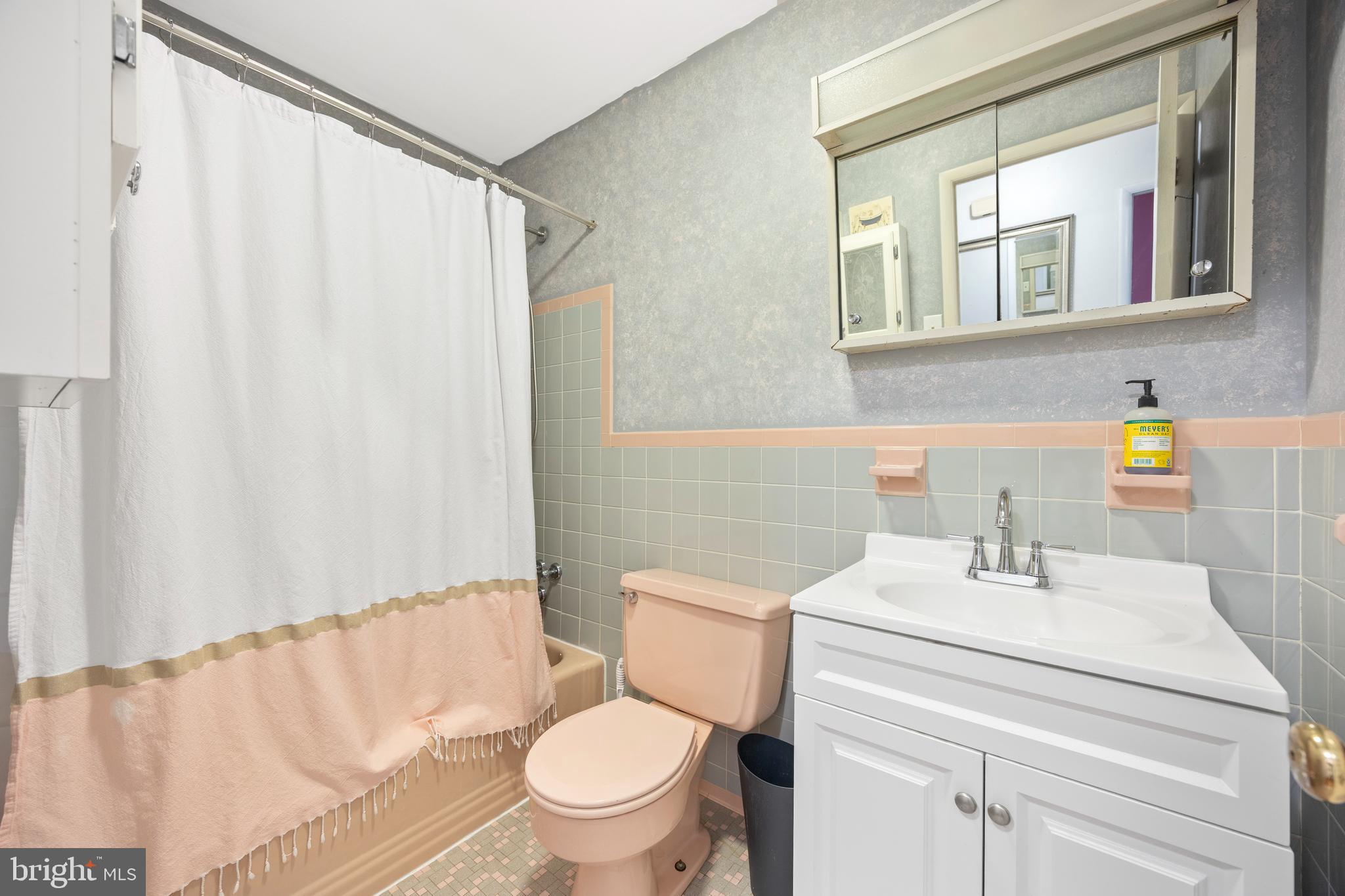 WYNNEWOOD - Residential