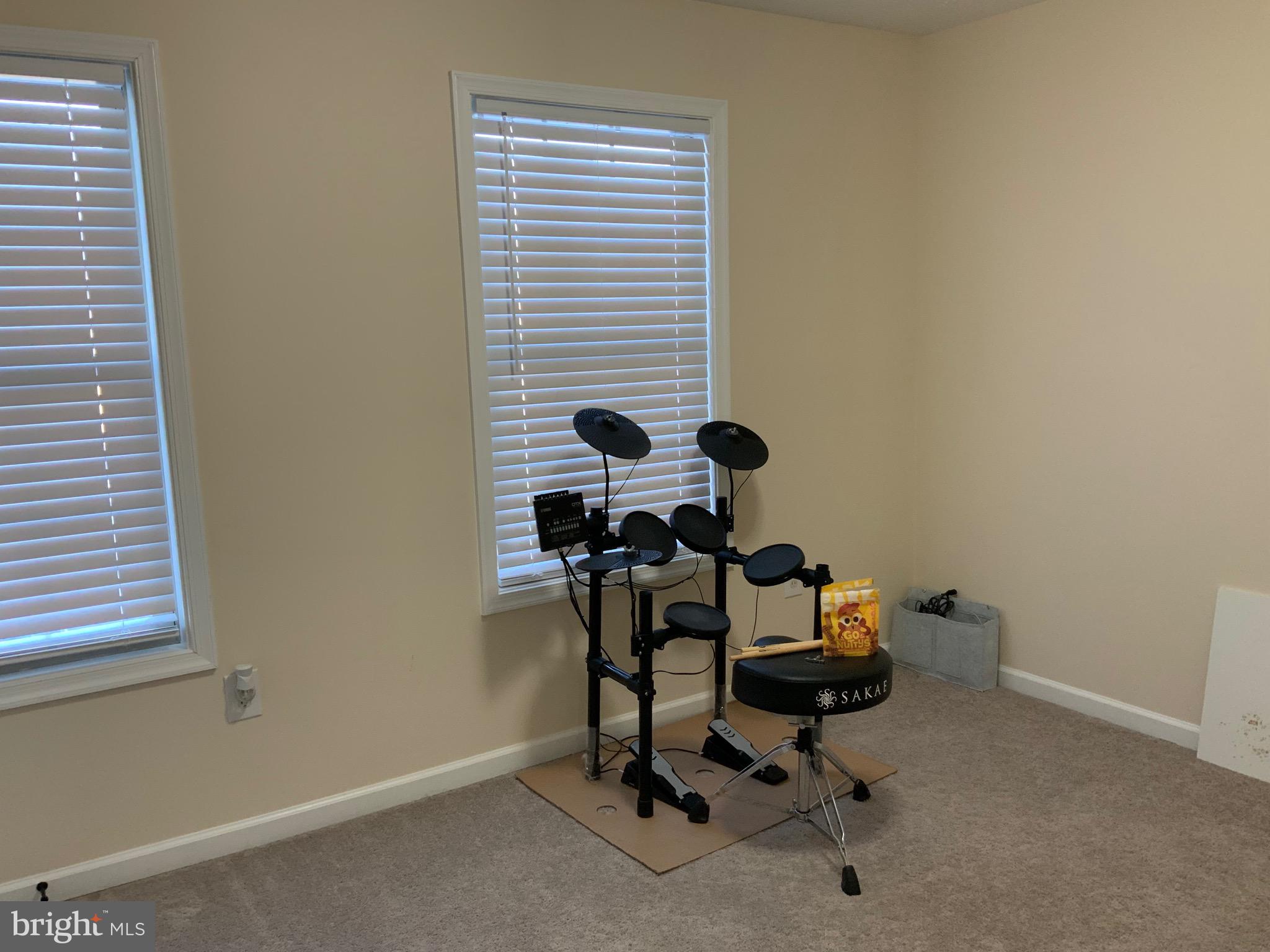 TABLER STATION MANOR - Residential