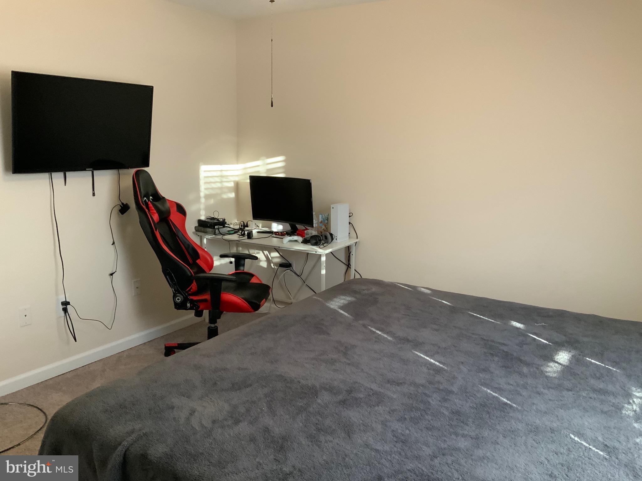 TABLER STATION MANOR - Residential