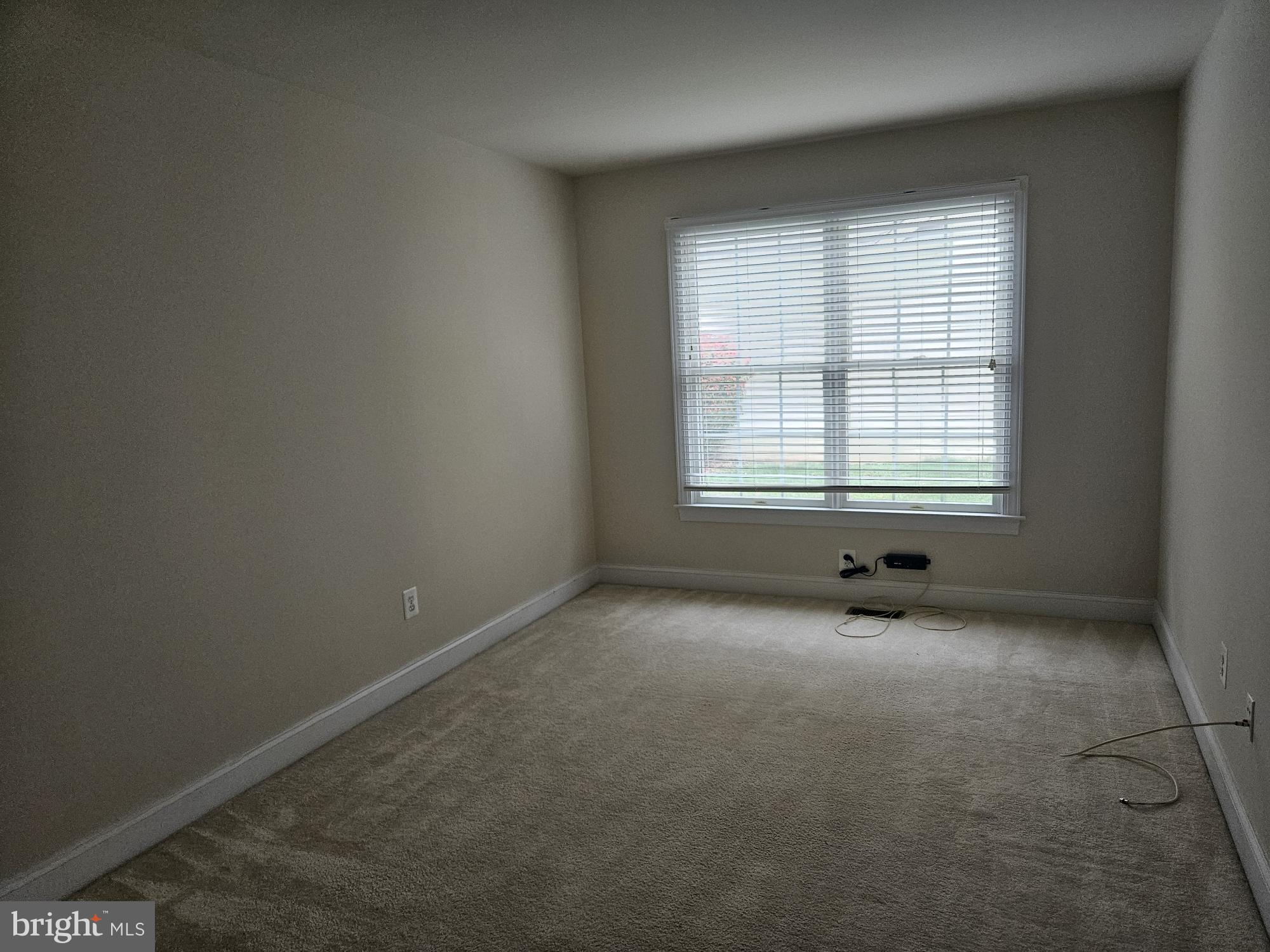 DOMINION VALLEY COUNTRY CLUB - Residential Lease