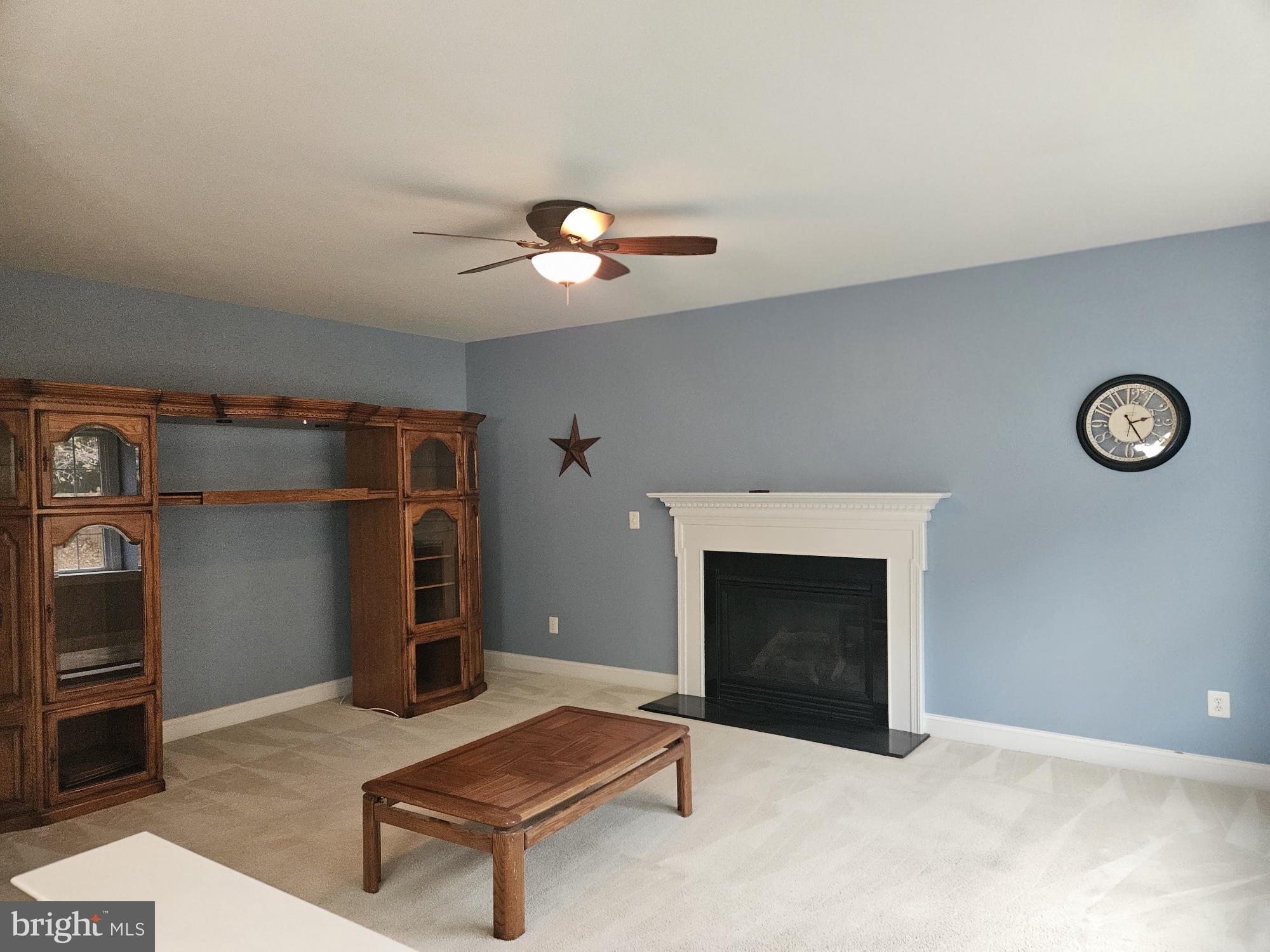 DOMINION VALLEY COUNTRY CLUB - Residential Lease