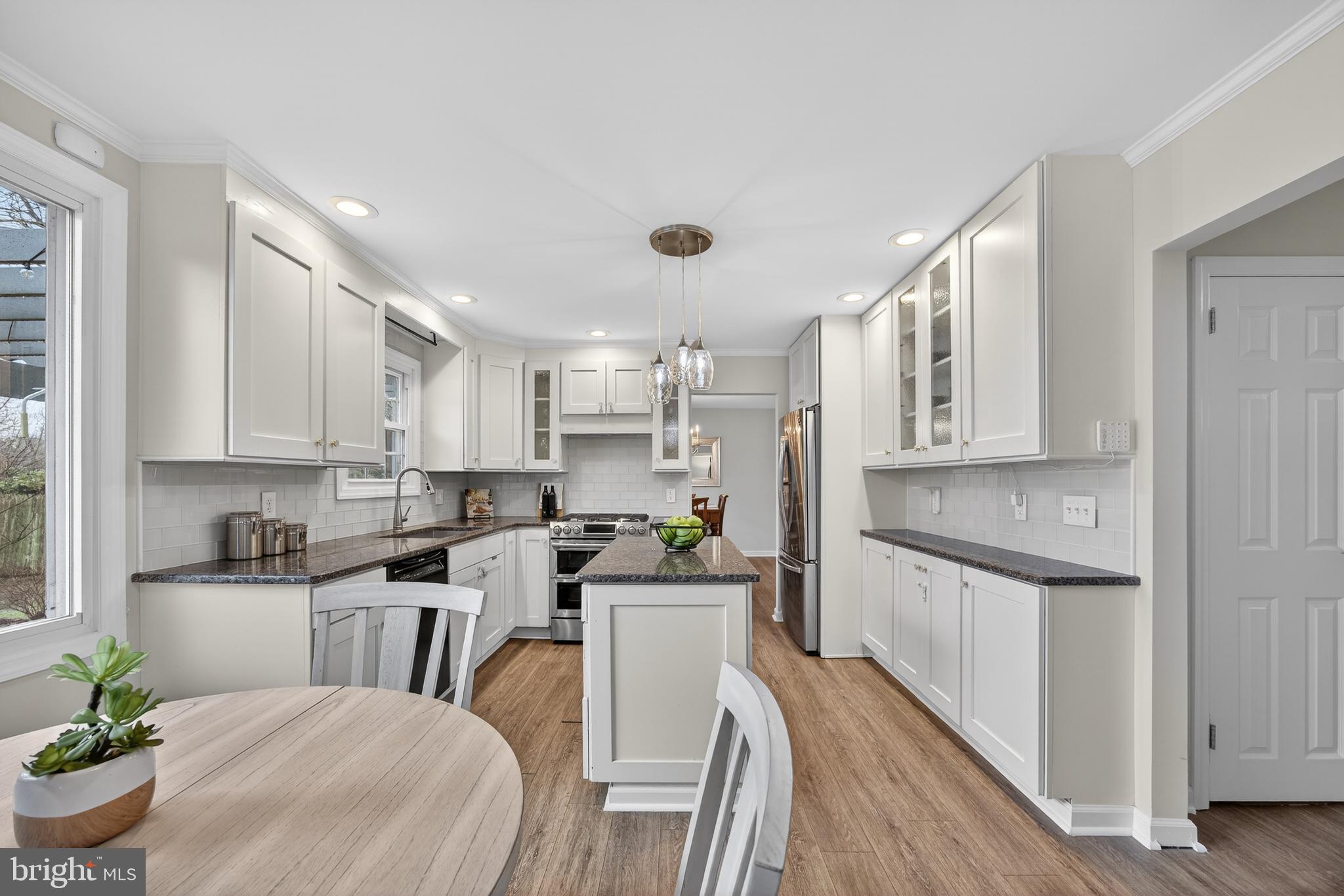 VALLEYWOOD - Residential