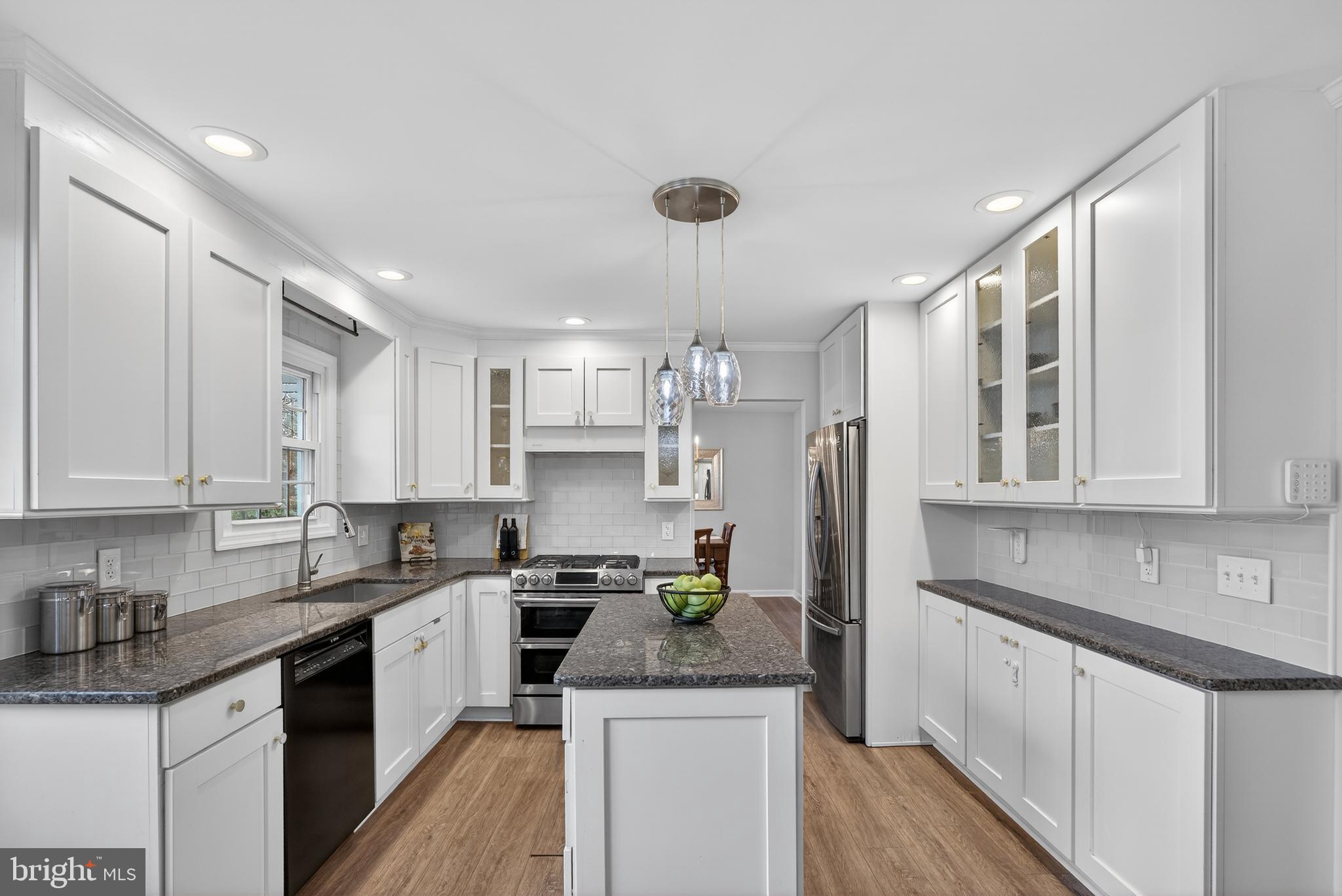 VALLEYWOOD - Residential