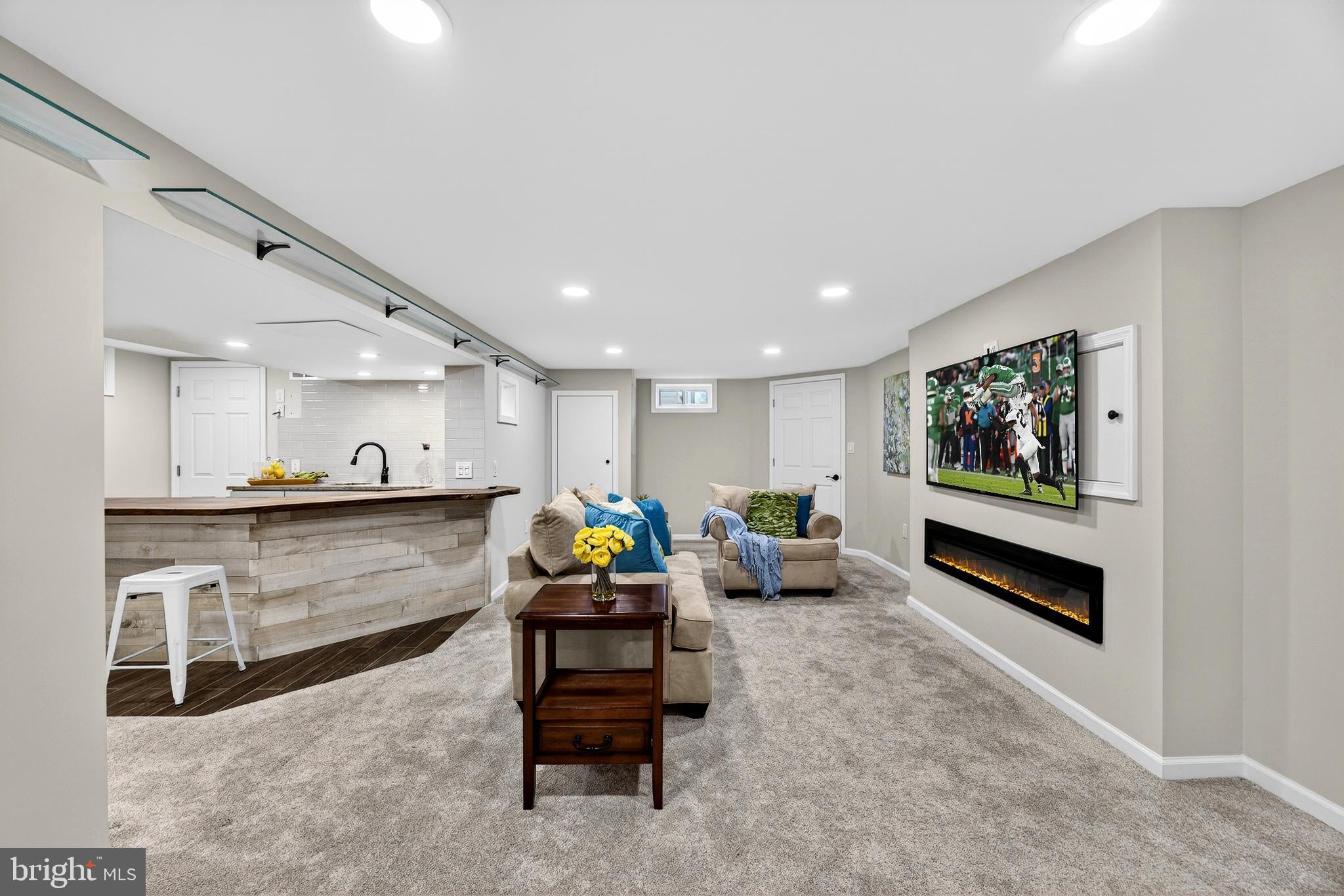 VALLEYWOOD - Residential