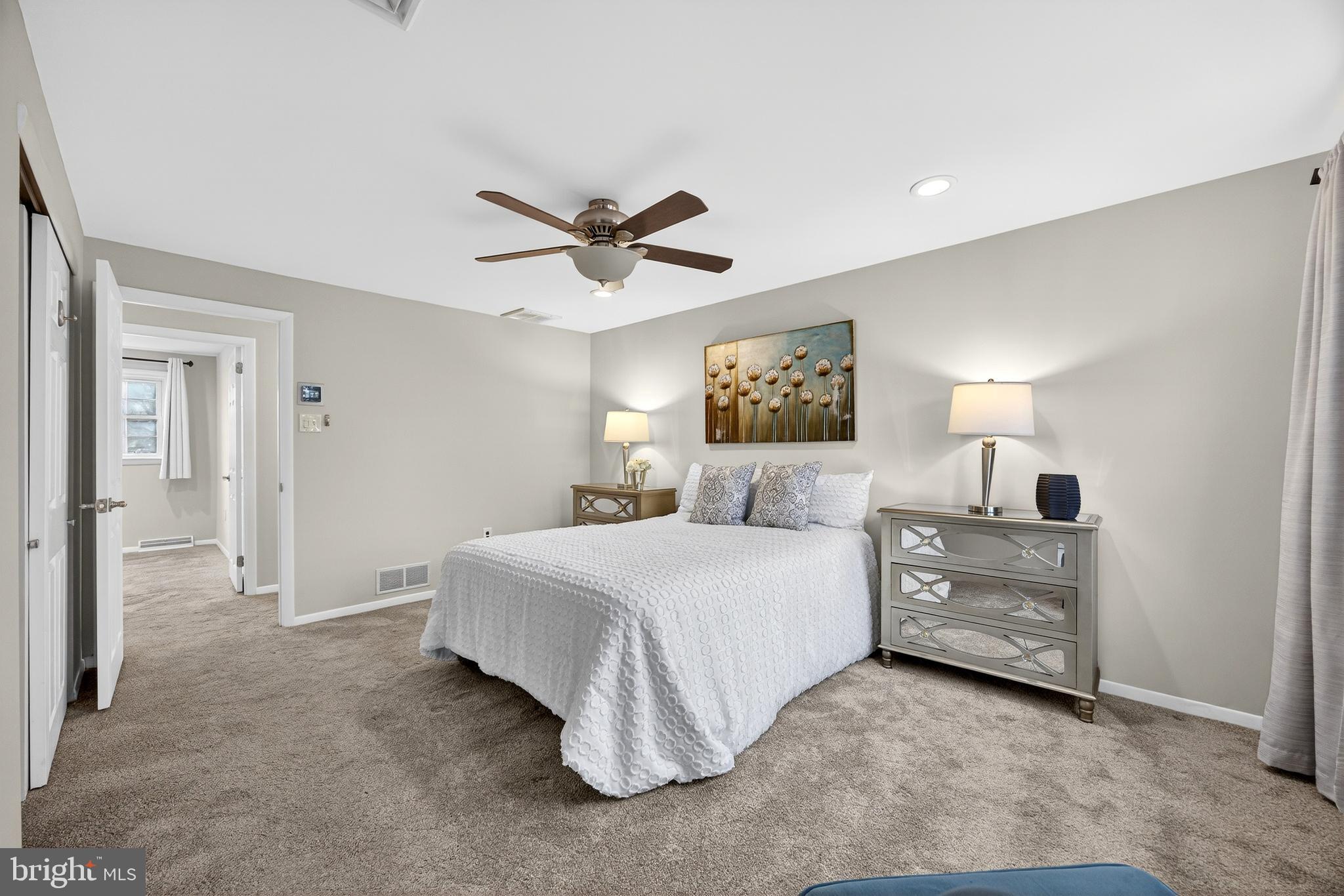 VALLEYWOOD - Residential