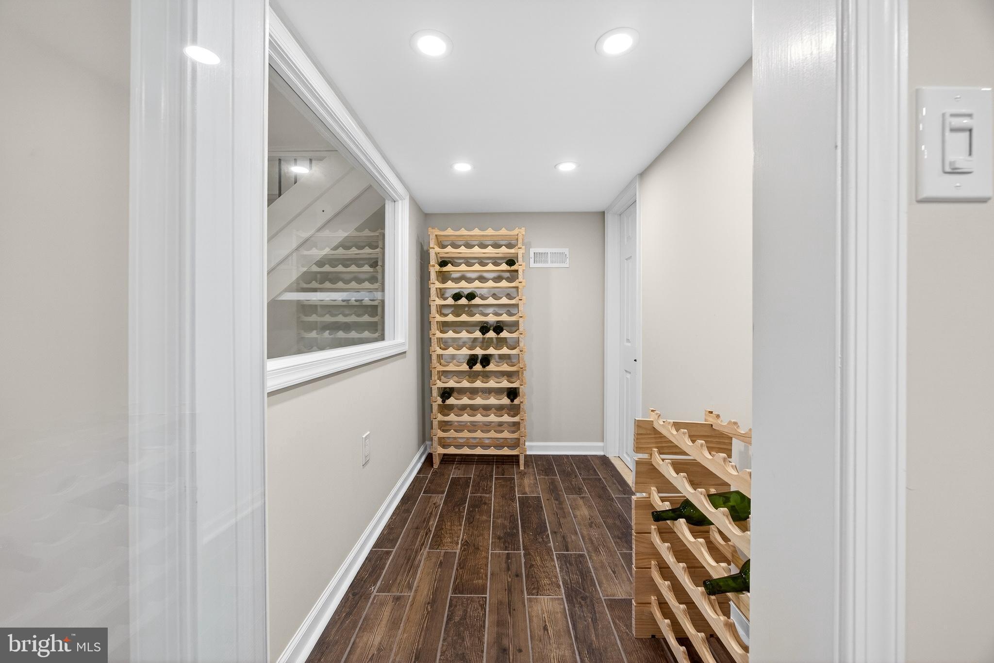 VALLEYWOOD - Residential