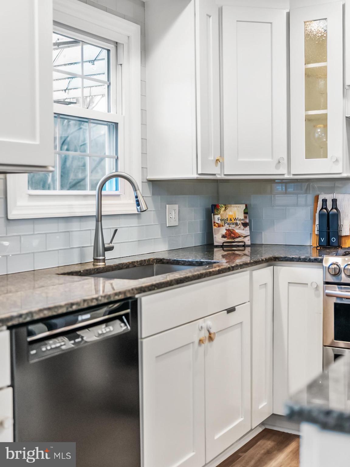 VALLEYWOOD - Residential