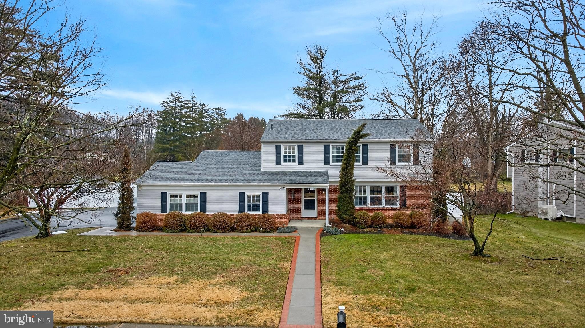 VALLEYWOOD - Residential