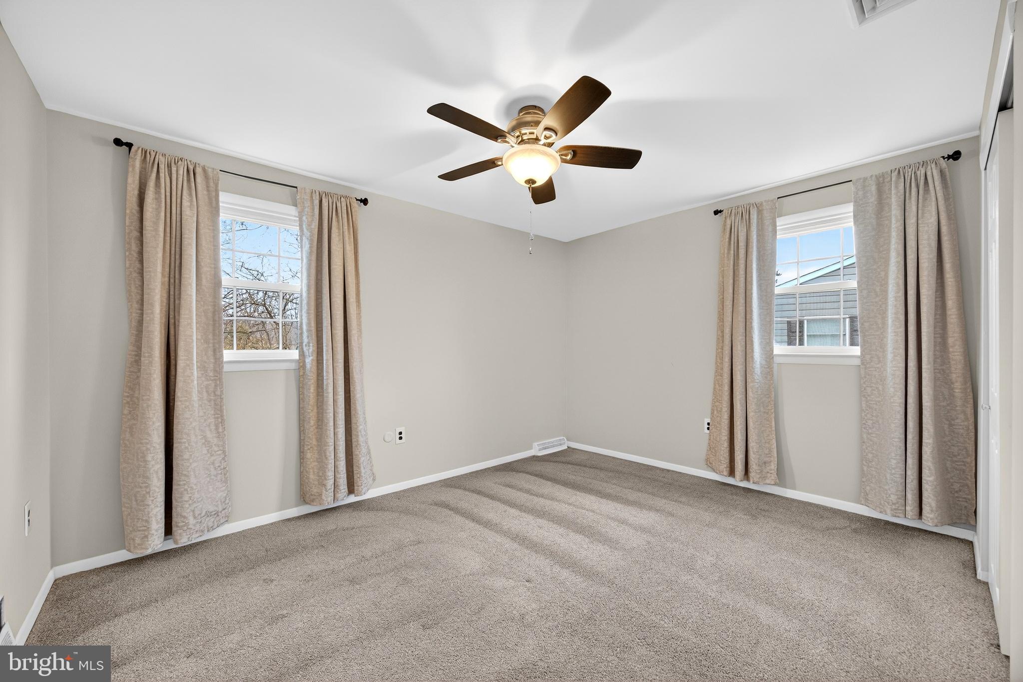 VALLEYWOOD - Residential