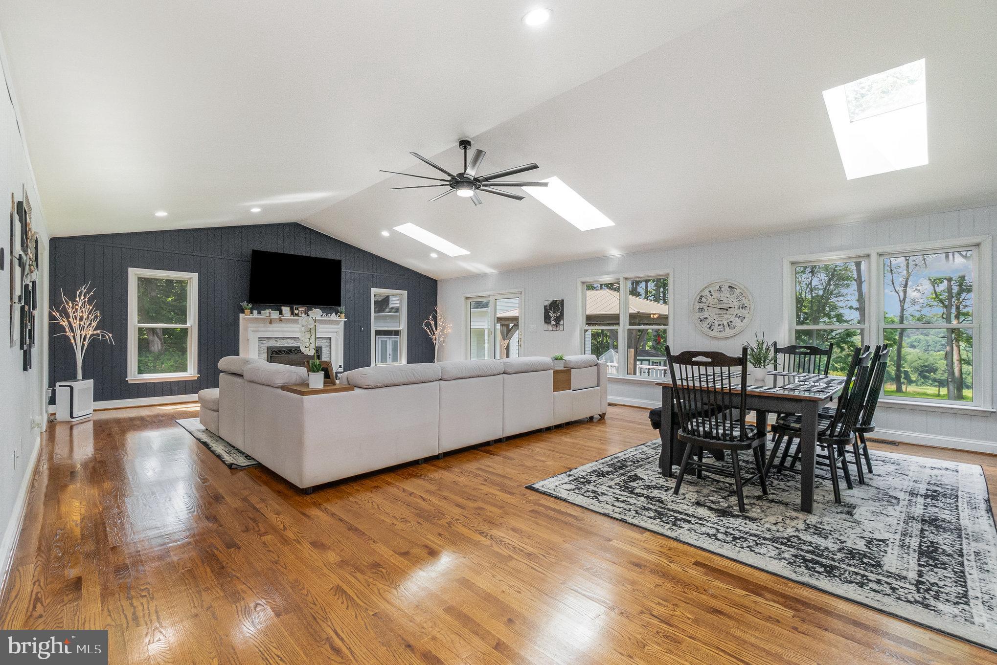 2920 SMITHSON DRIVE
