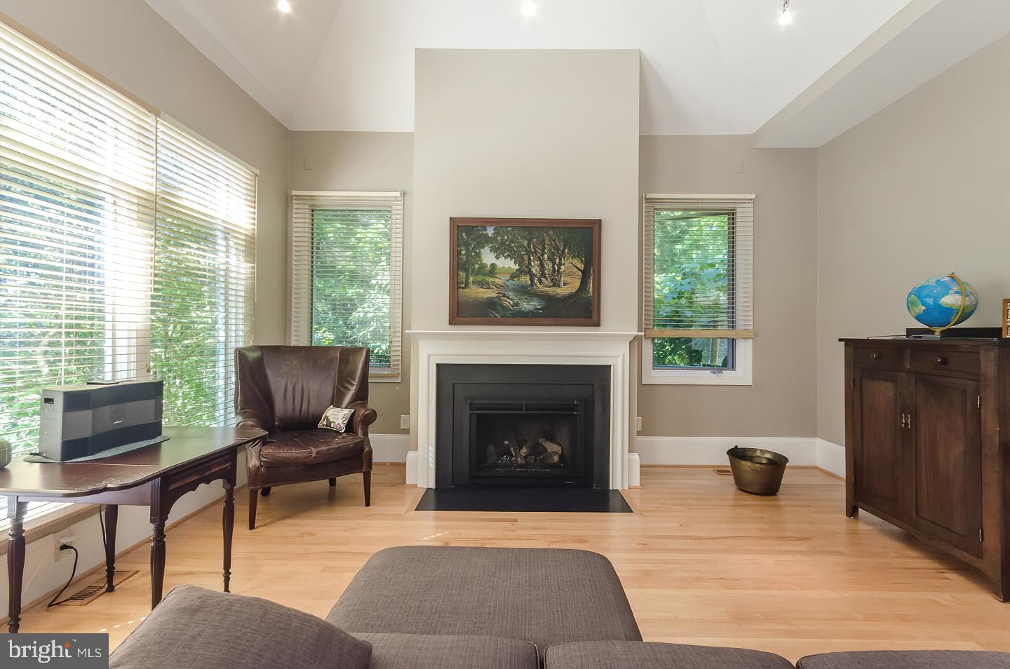 CRESS CREEK - Residential