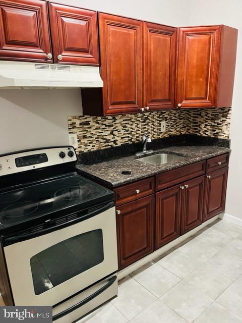 HUNTING PARK - Residential Lease