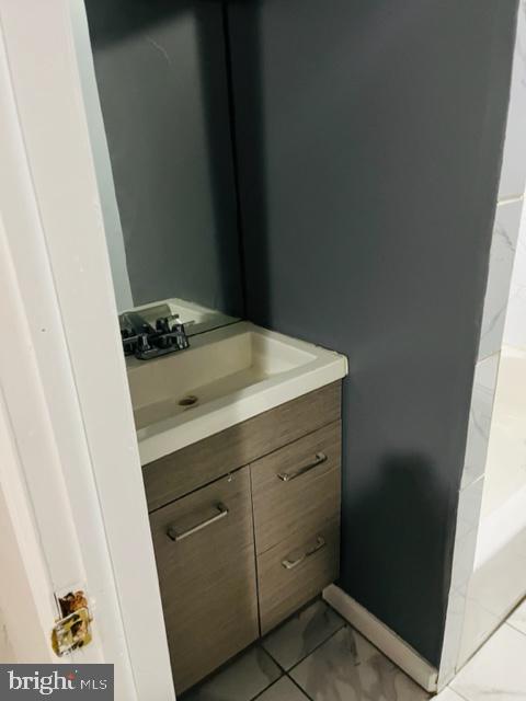 HUNTING PARK - Residential Lease