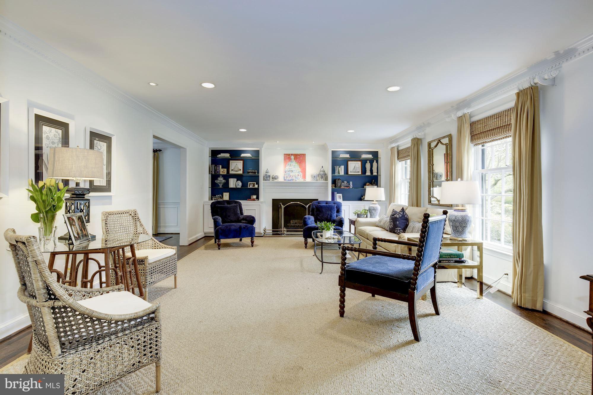 SMITHFIELD - Residential