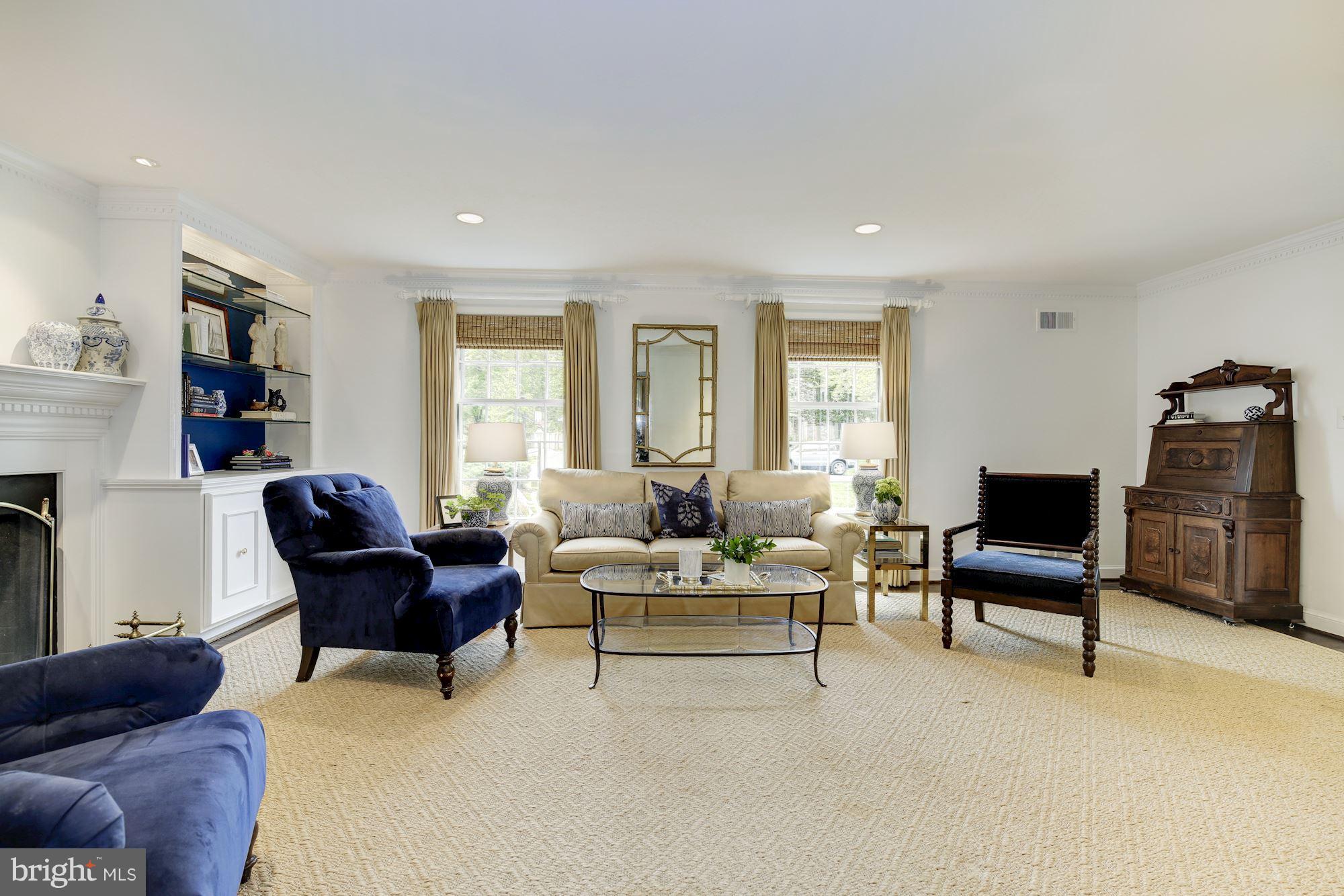 SMITHFIELD - Residential