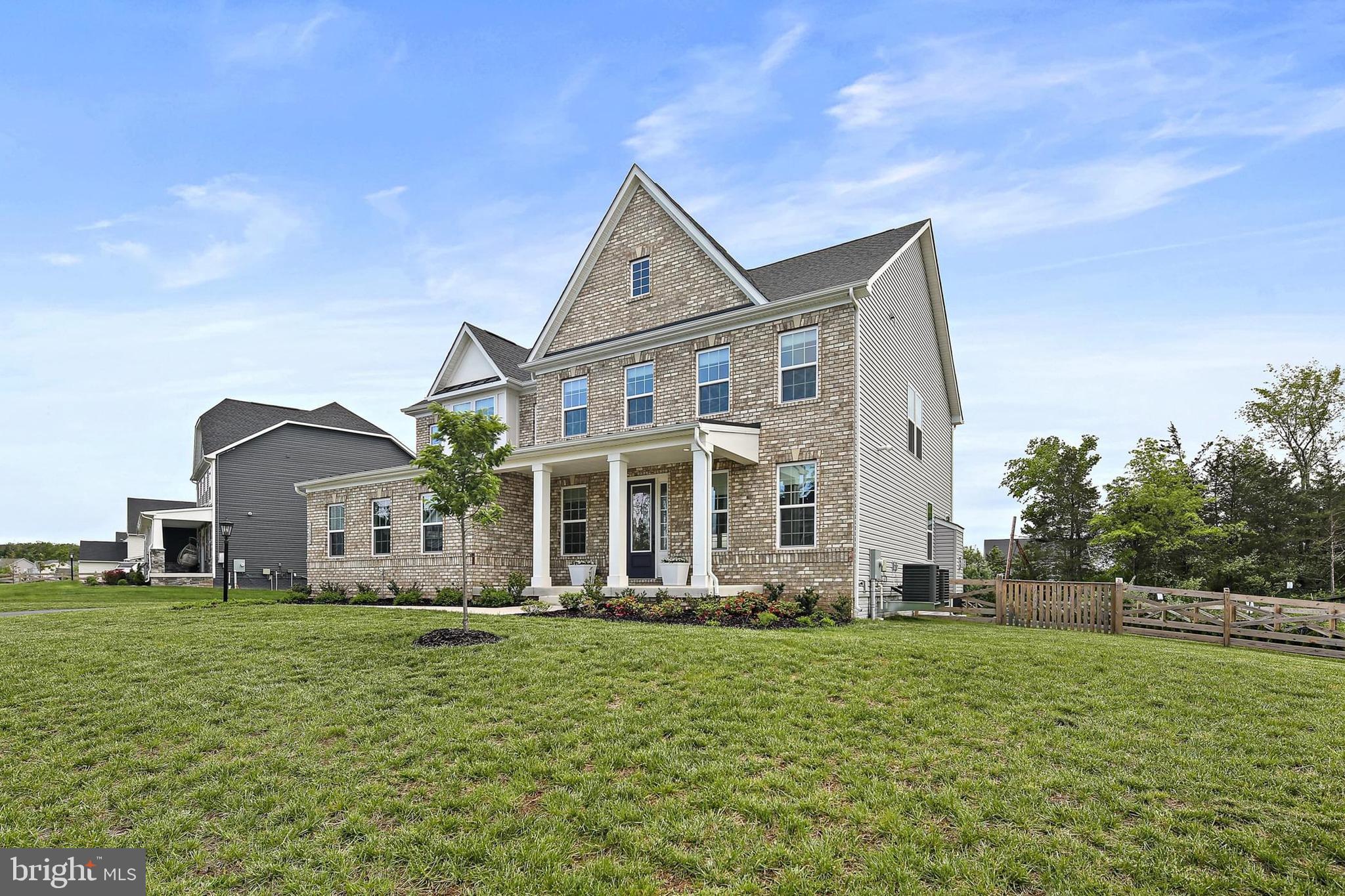 VIRGINIA CROSSING - Residential