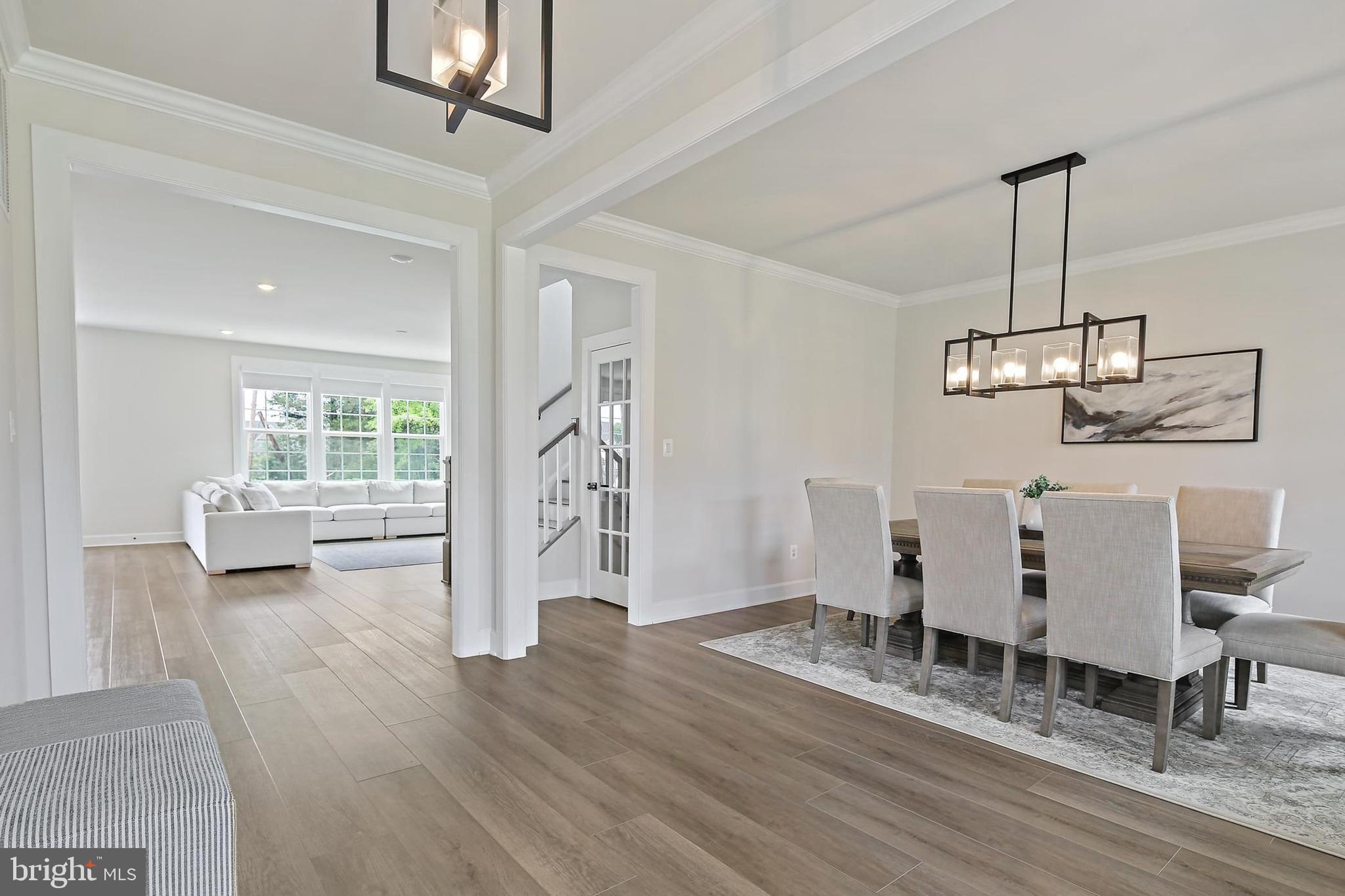 VIRGINIA CROSSING - Residential