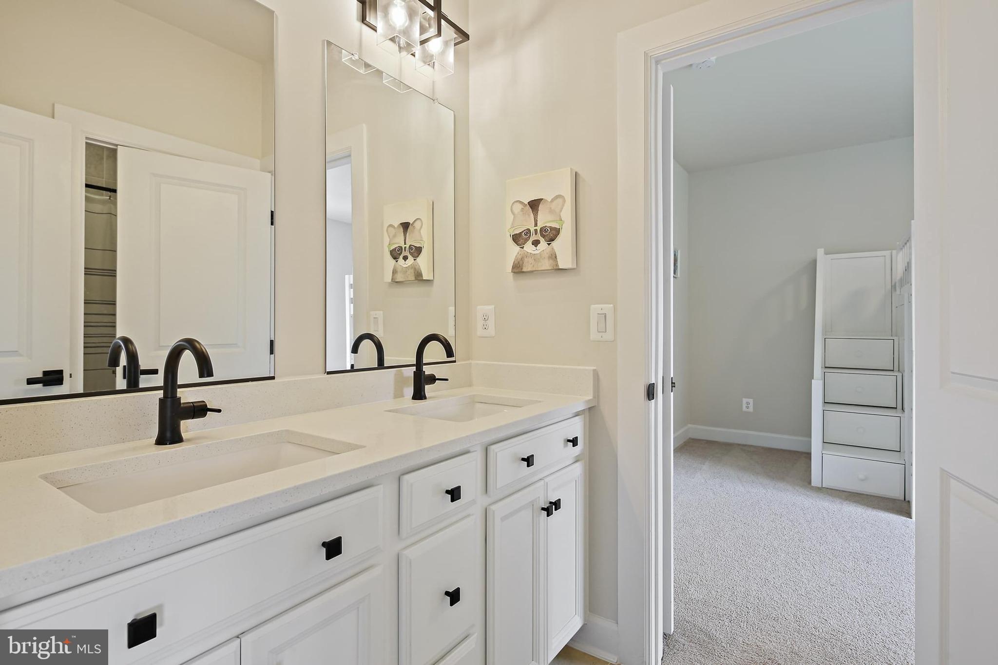 VIRGINIA CROSSING - Residential