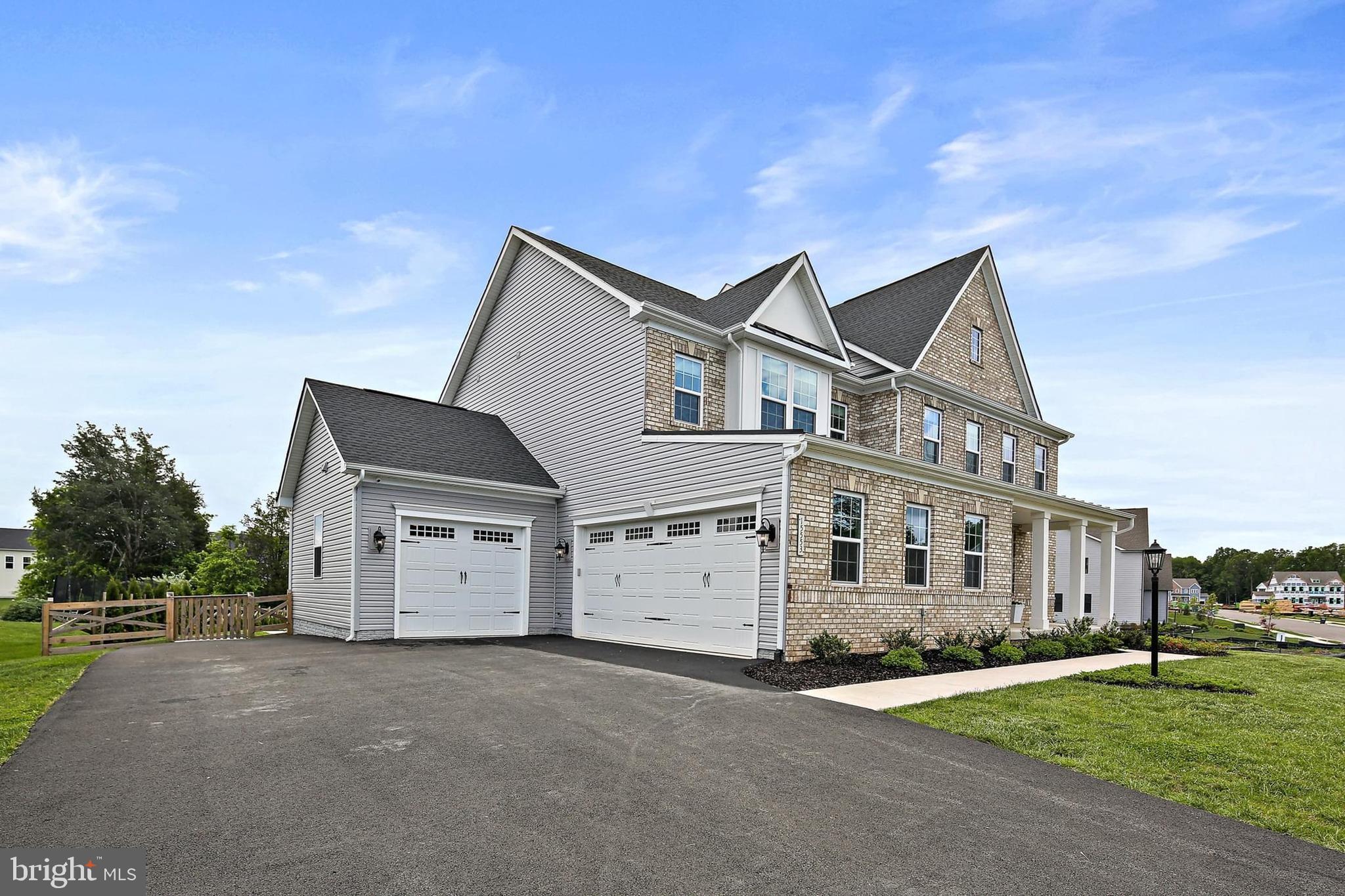 VIRGINIA CROSSING - Residential