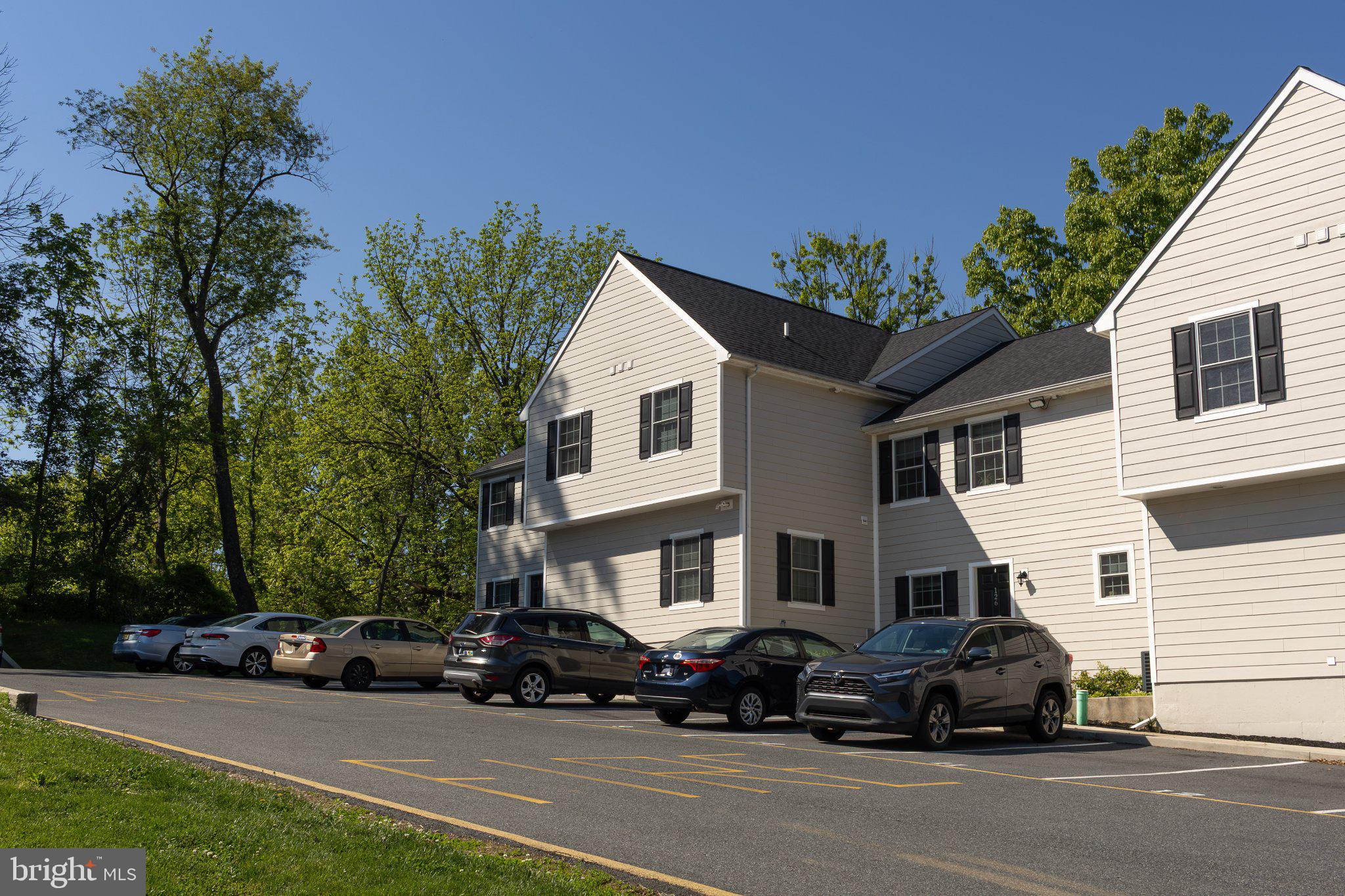 118 NEW LONDON ROAD