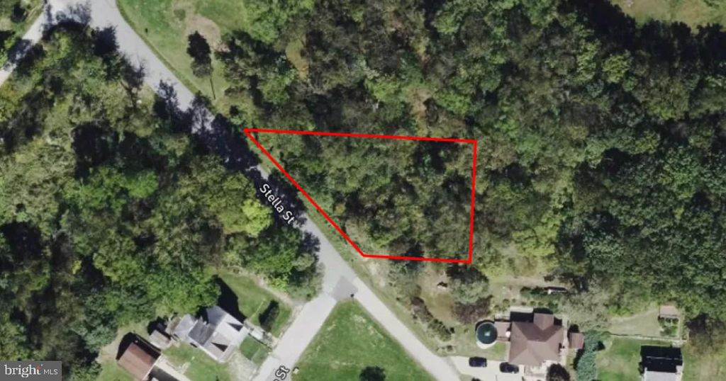 Photo of 00 Laura Street, JEANNETTE, PA 15644 (MLS # PAWL2000164)