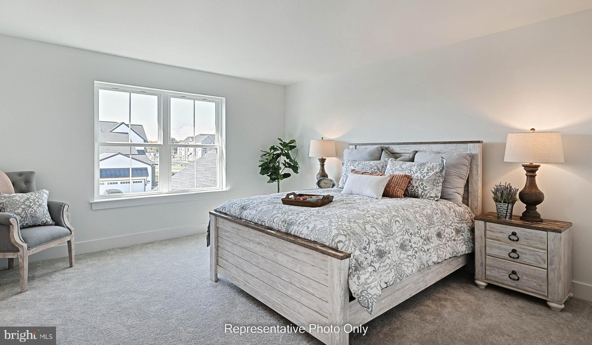 MADISON COURT - Residential