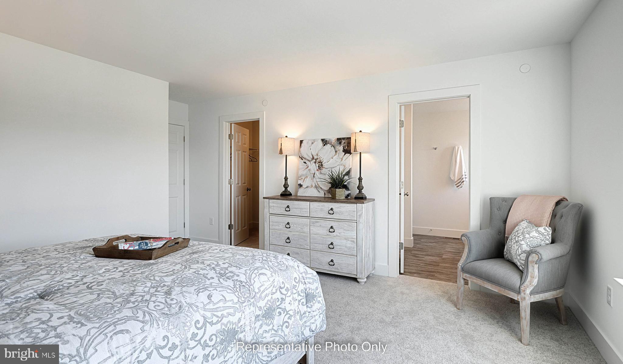 MADISON COURT - Residential