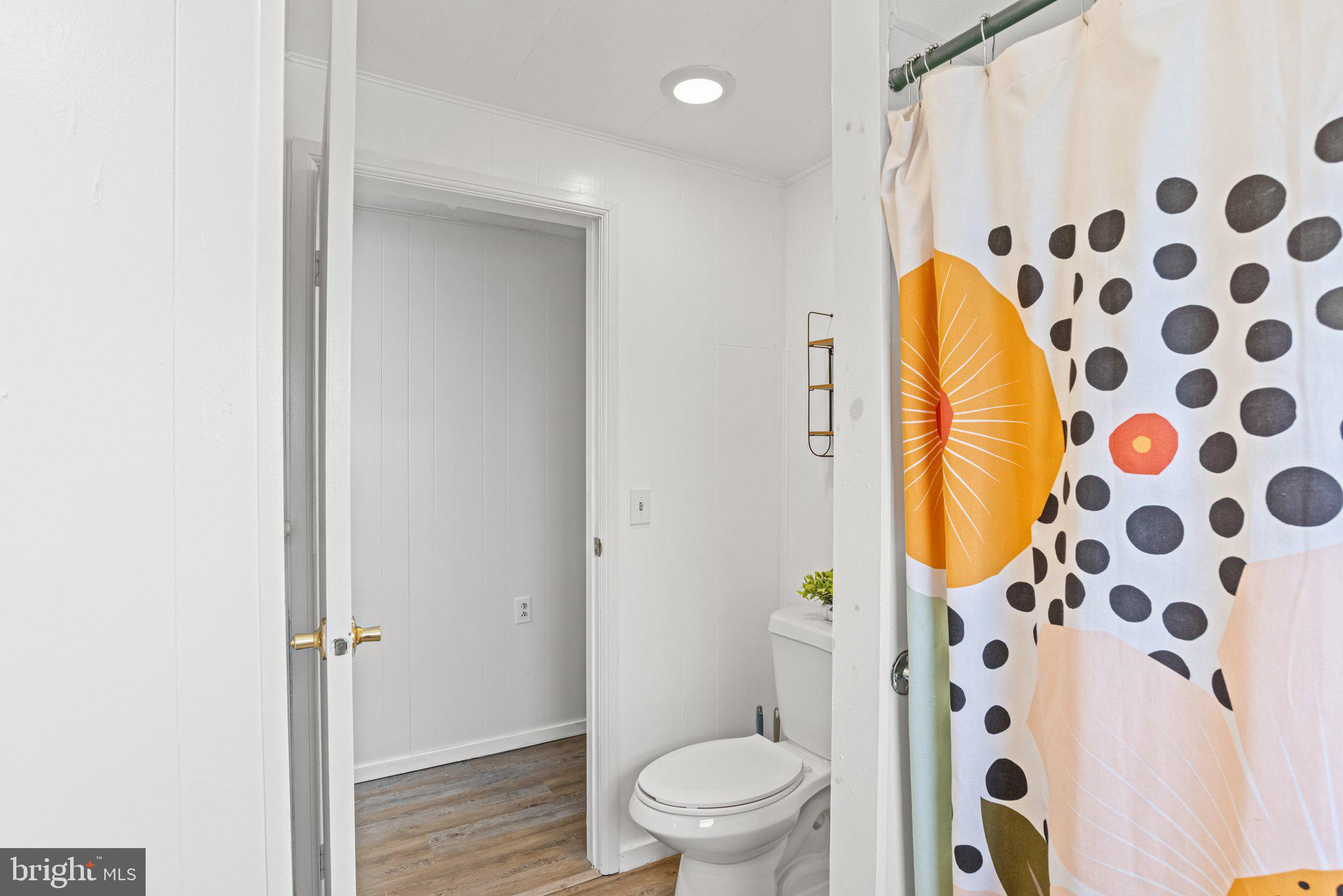 RIDGEWOOD MANOR - Residential