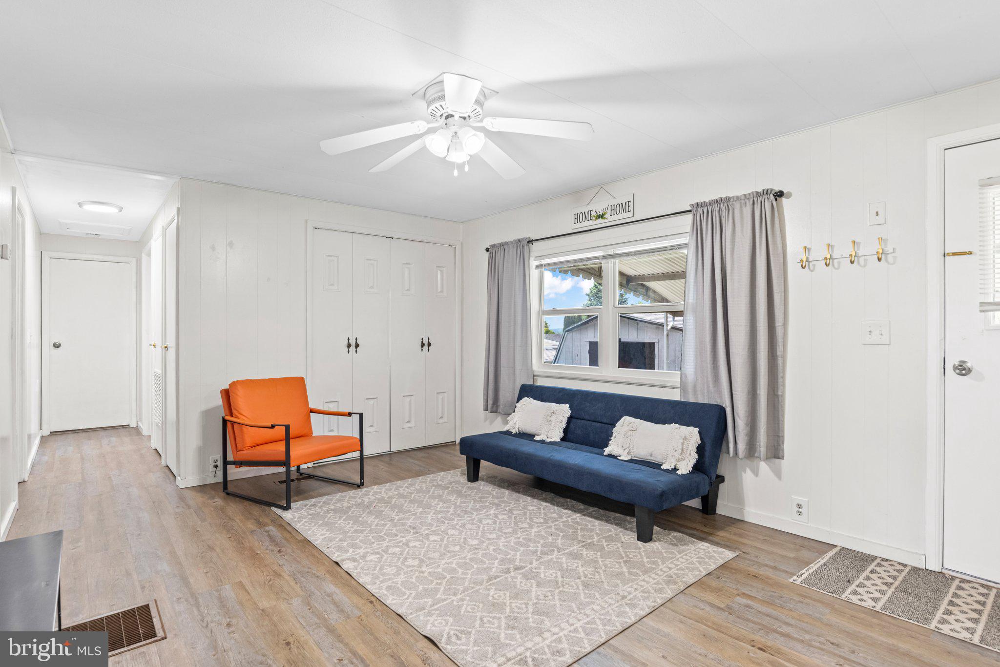 RIDGEWOOD MANOR - Residential