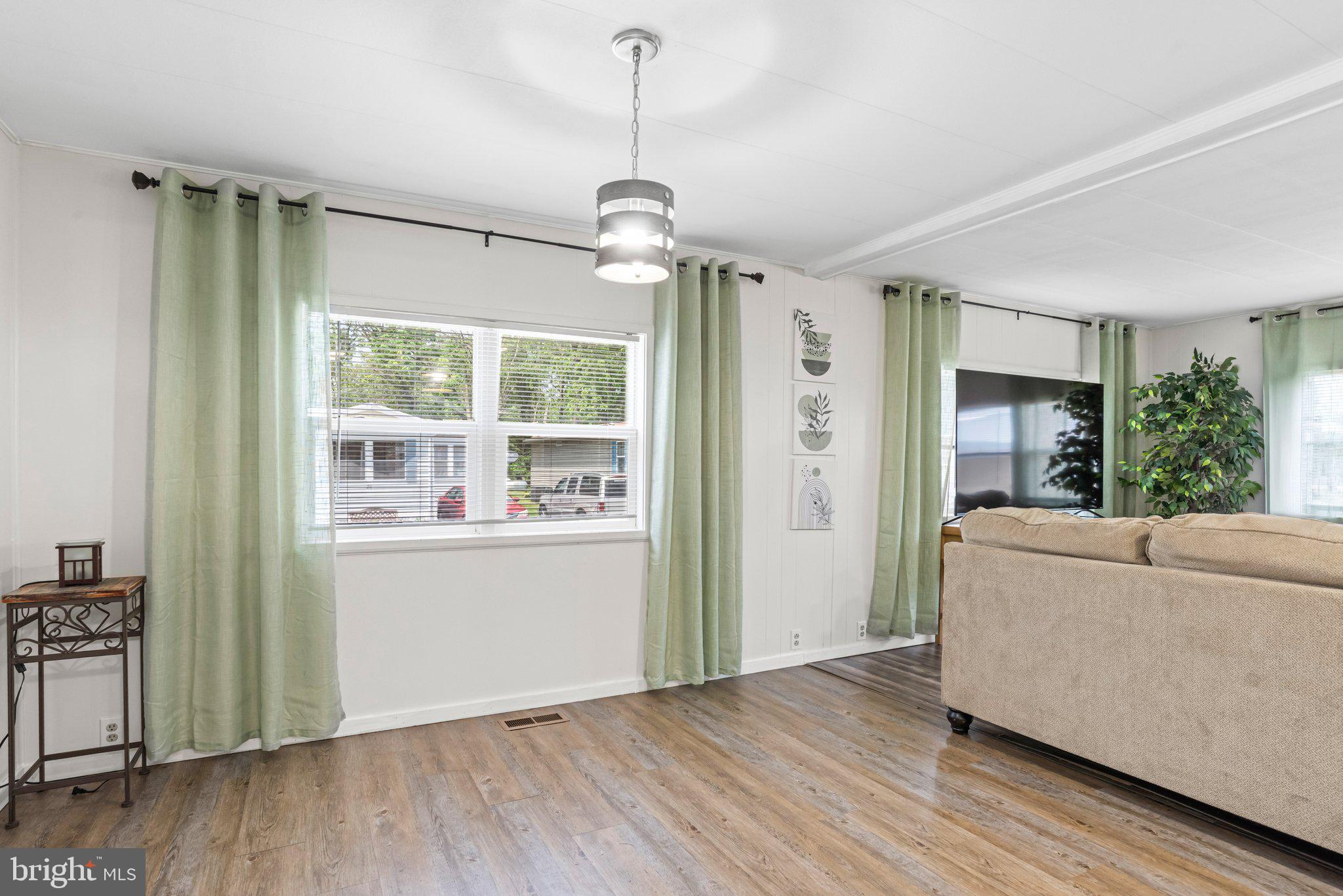 RIDGEWOOD MANOR - Residential