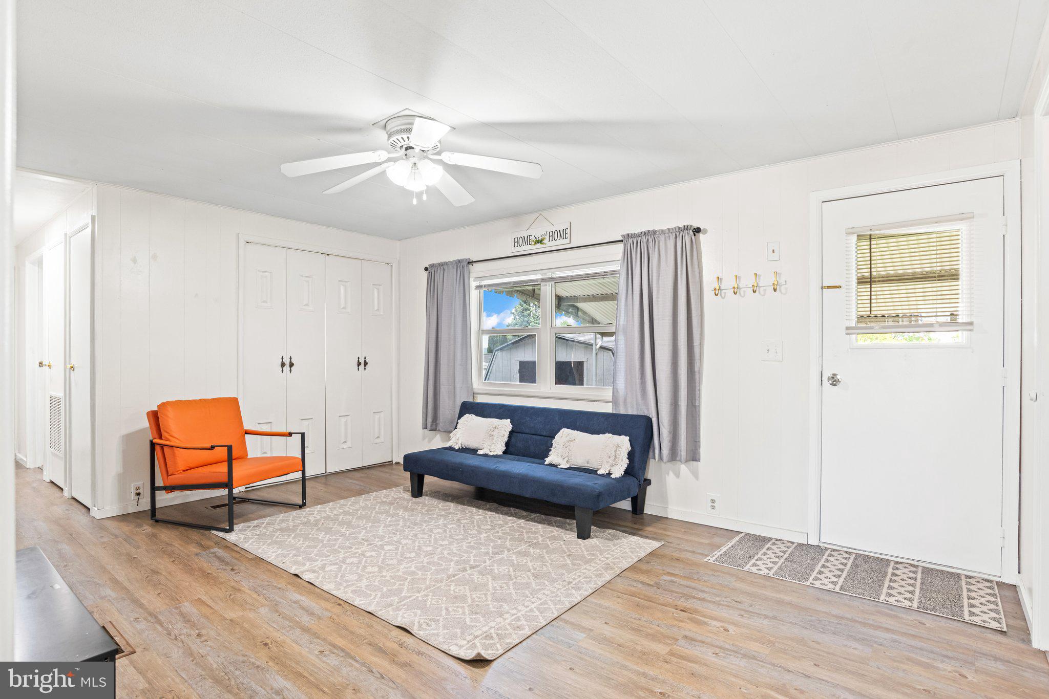 RIDGEWOOD MANOR - Residential