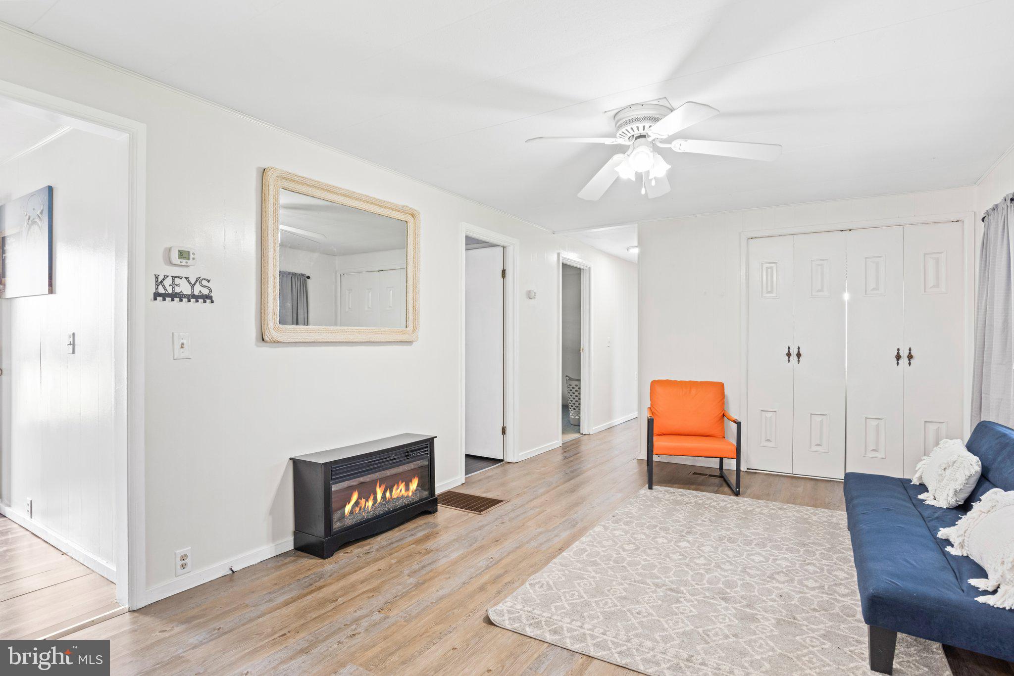 RIDGEWOOD MANOR - Residential