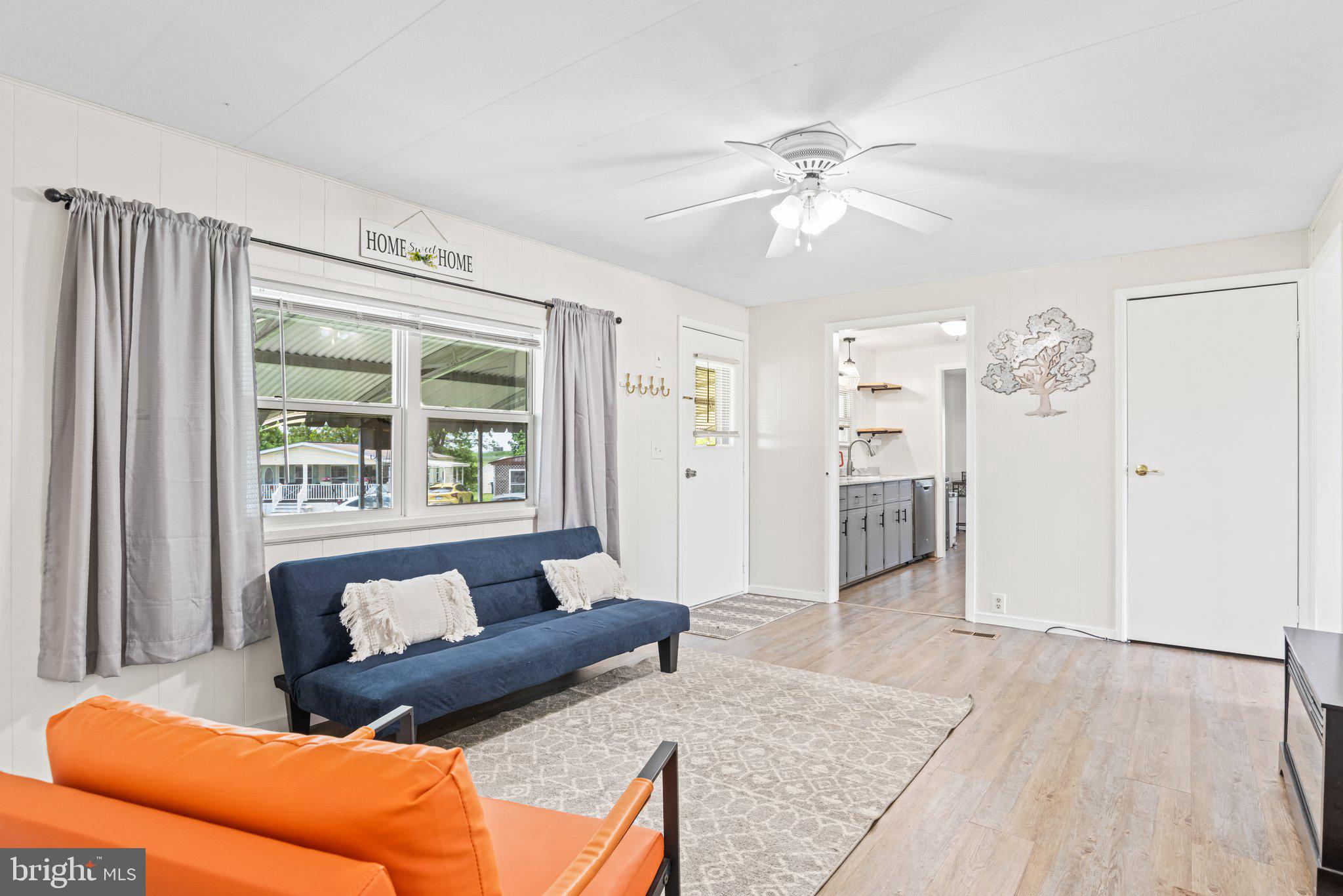 RIDGEWOOD MANOR - Residential