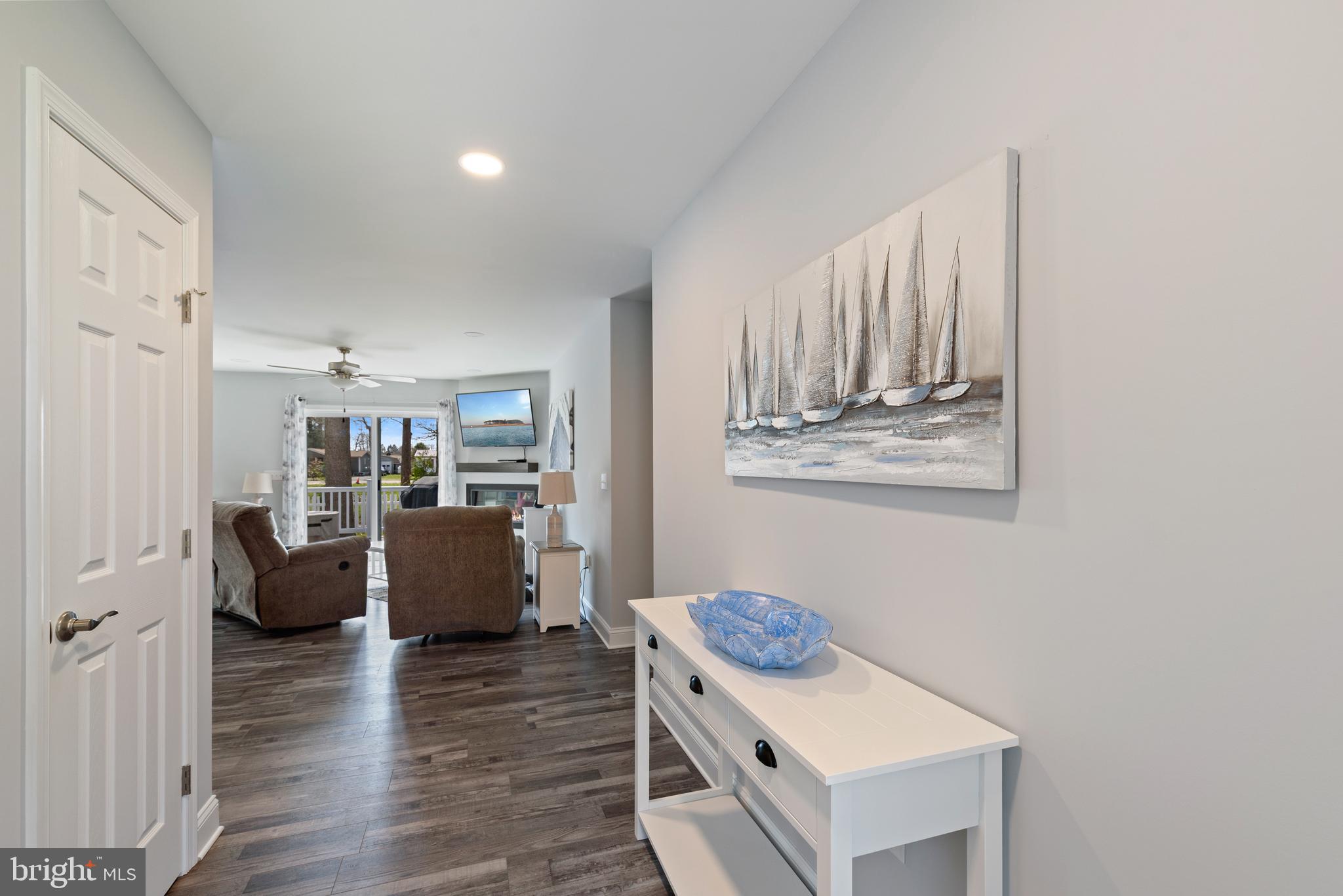 32112 ROBIN HOODS LOOP