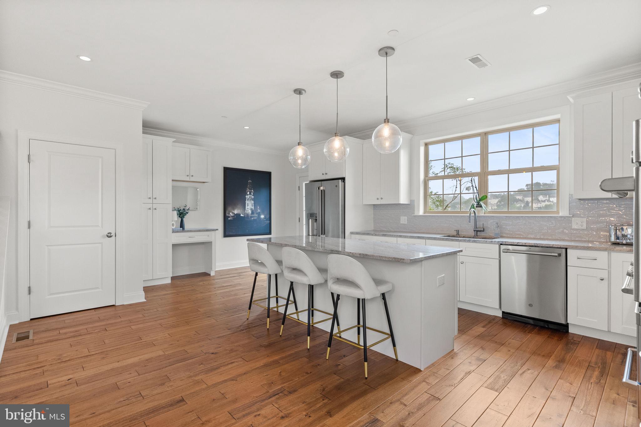 CONSHOHOCKEN - Residential